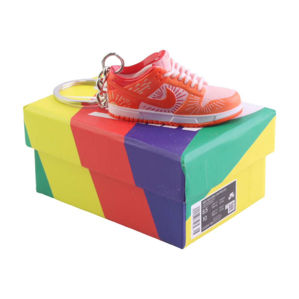 SB Low WINTER SOLTICE Dunks Trainer Keychain With Mini Shoe Box