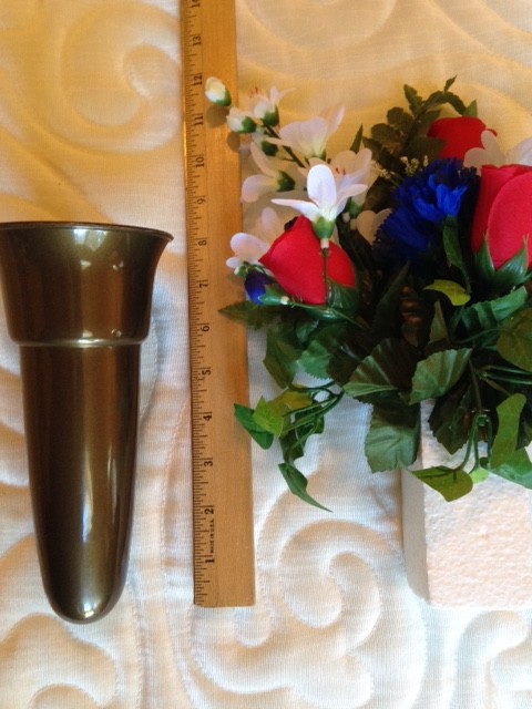 Crypt Mausoleum Vase 8.0 IN w/ Old Burnished Gold (Epoxy) Disc Base Ring Support