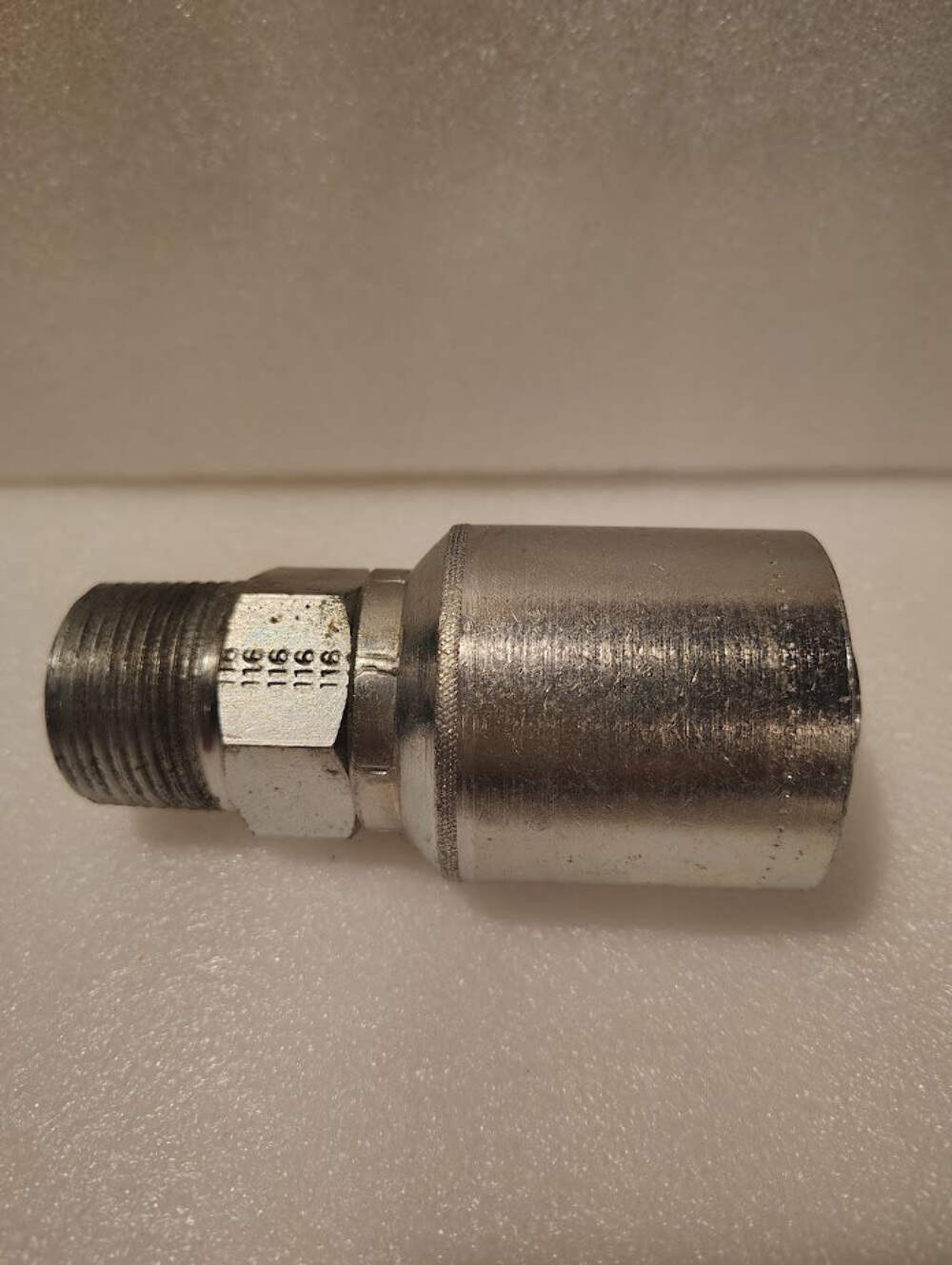 43016U-116 | 1″ Hose x 1″ NPTF Solid – | GW01-16×16