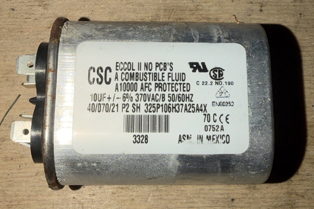 CSC 325P106H37A25A4X Capacitor 3328 10 UF 370 VAC USED **TESTED**