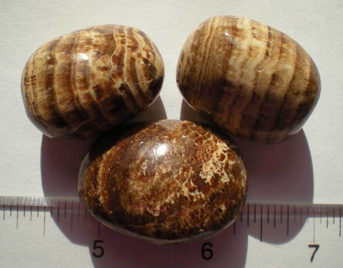 Aragonite – Peru – 3 Tumbled Stones rt397e