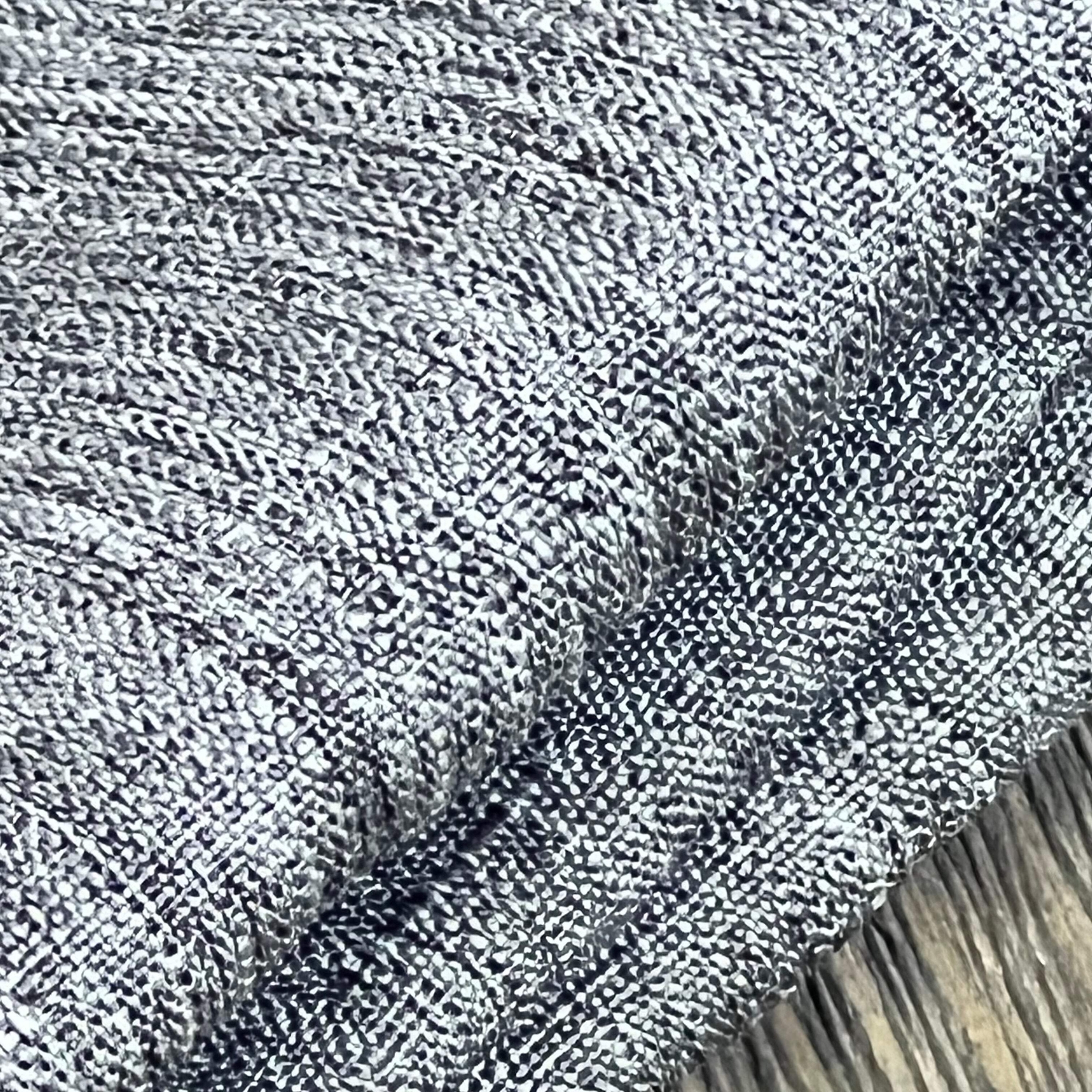 IVAPUPU Textured Linen Tablecloth – Grey, 60 x 104 Inch
