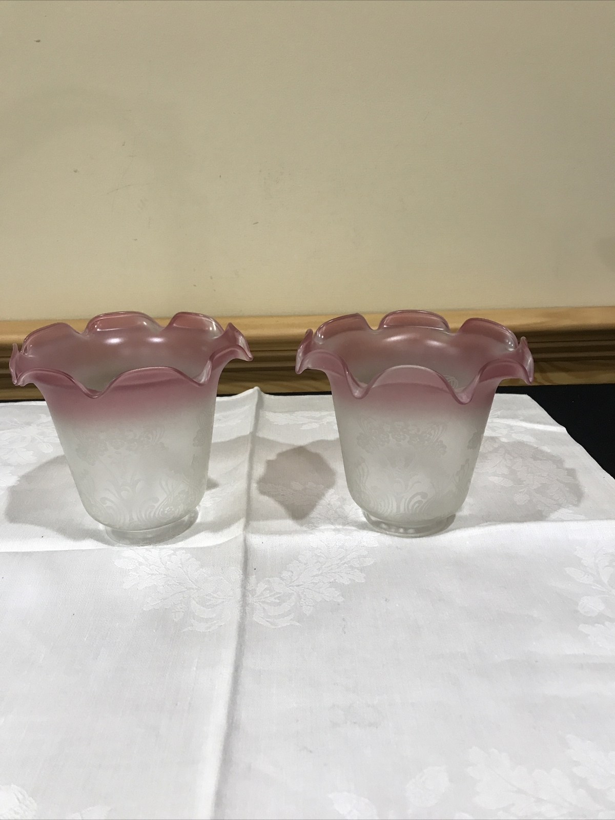 Cranberry Acid Etched Floral Ruffle Light Lamp Shade 2 1/4″ Fitter France Set 2