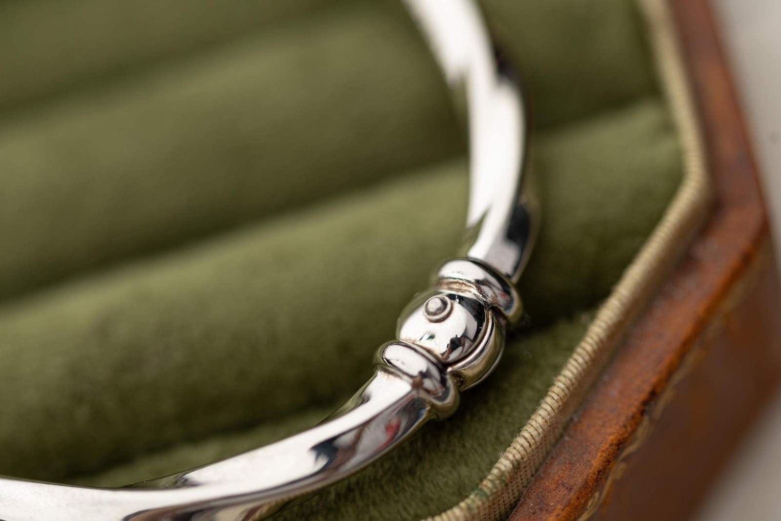 Vintage Estate Sterling Silver Tension Bangle Bracelet Minimalist Jewelry