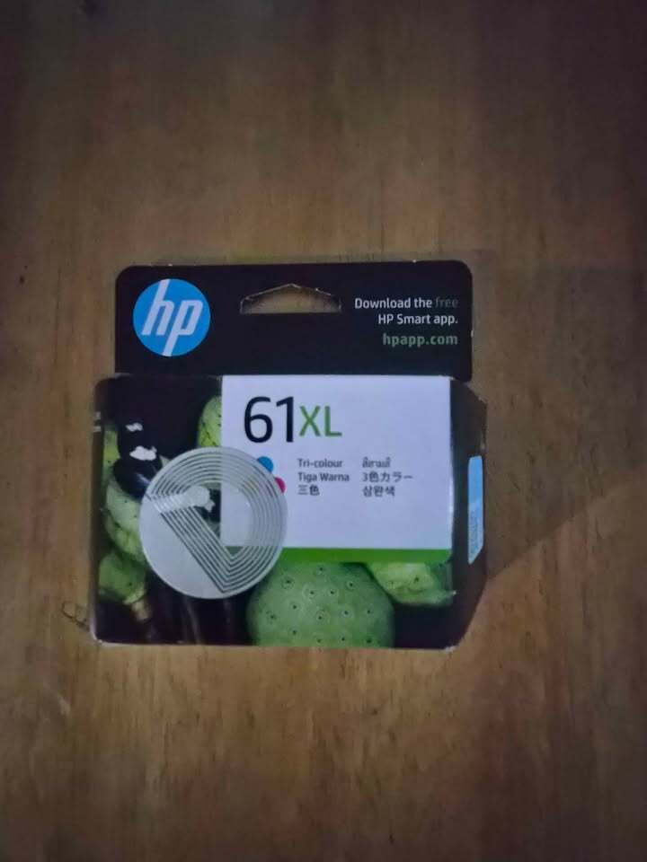 Genuine HP 61XL Tri-Colour Ink Cartridge (Sealed, Nov 2025)