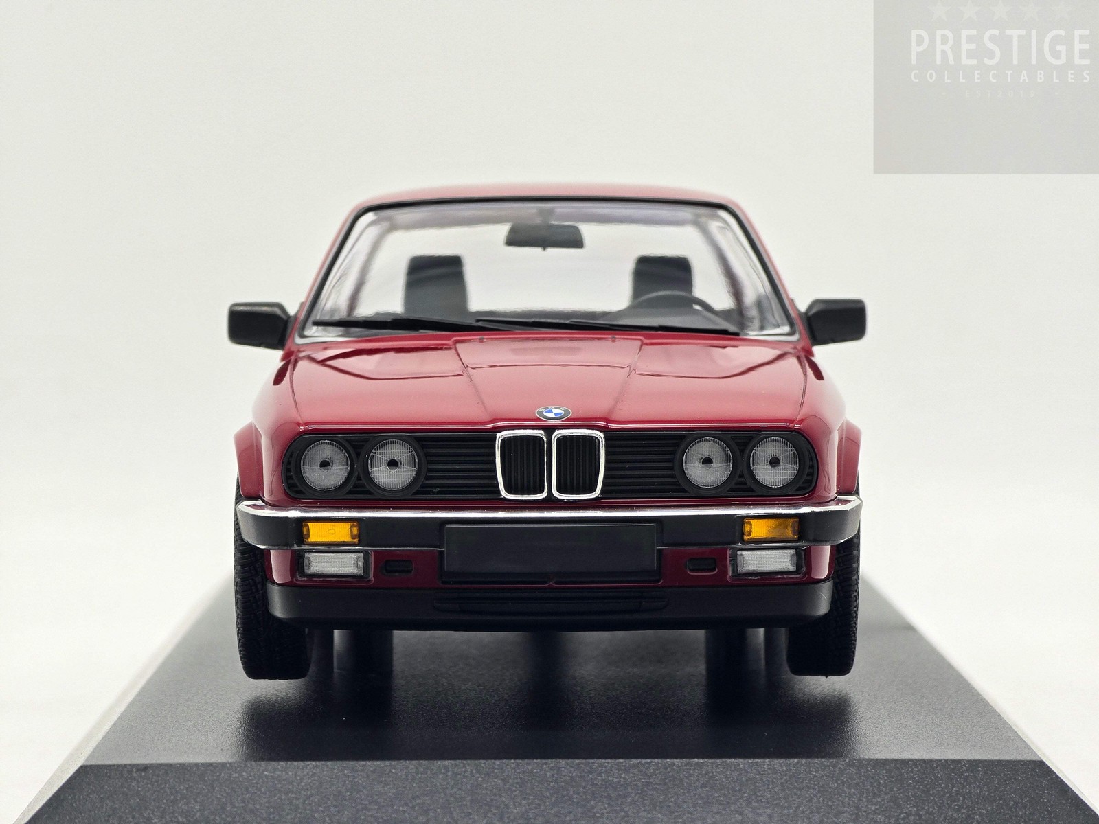 Minichamps 1982 BMW E30 323i Coupe Carmine Red 1:18 – New