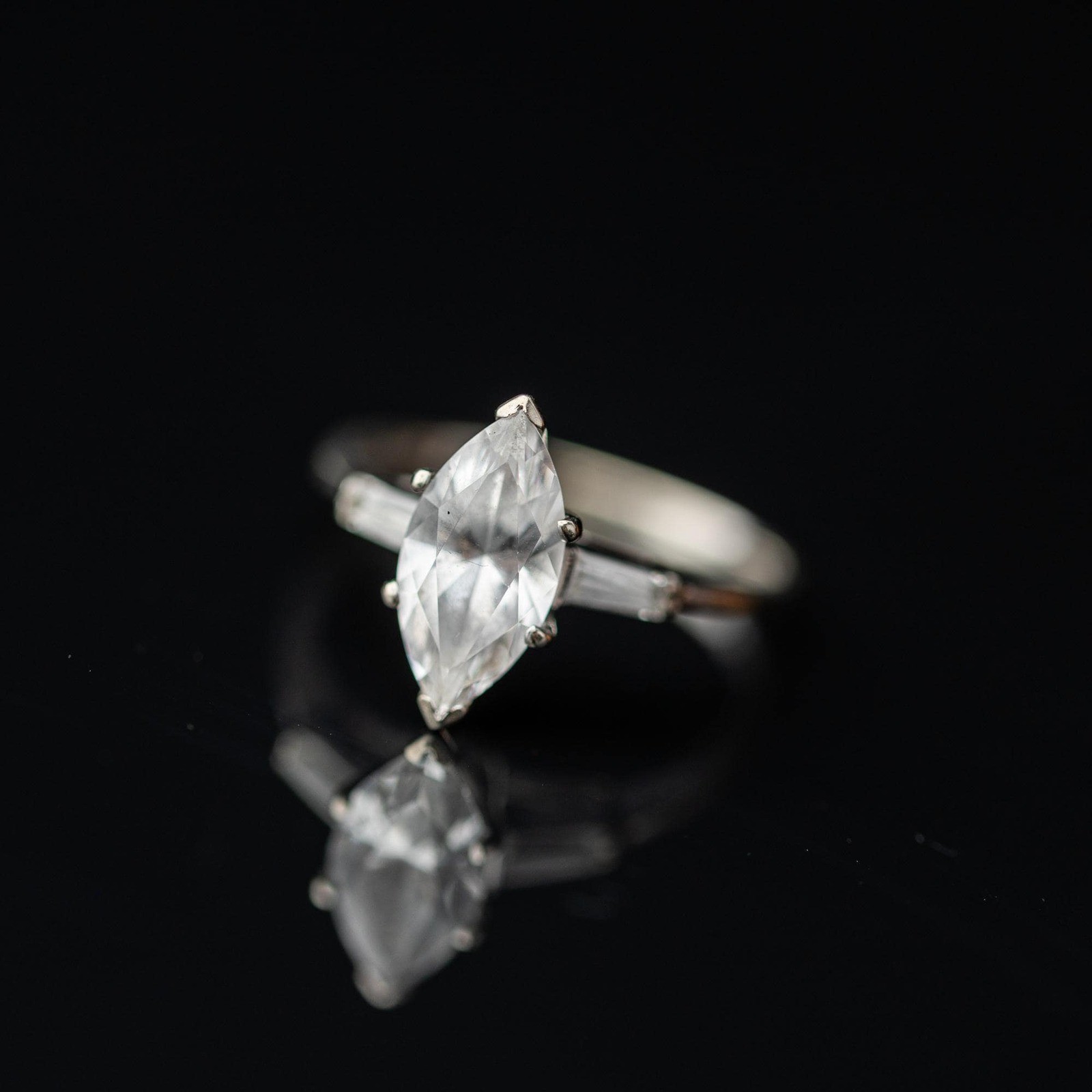 Vintage 14K White Gold Marquise Quartz Ring Estate Jewelry