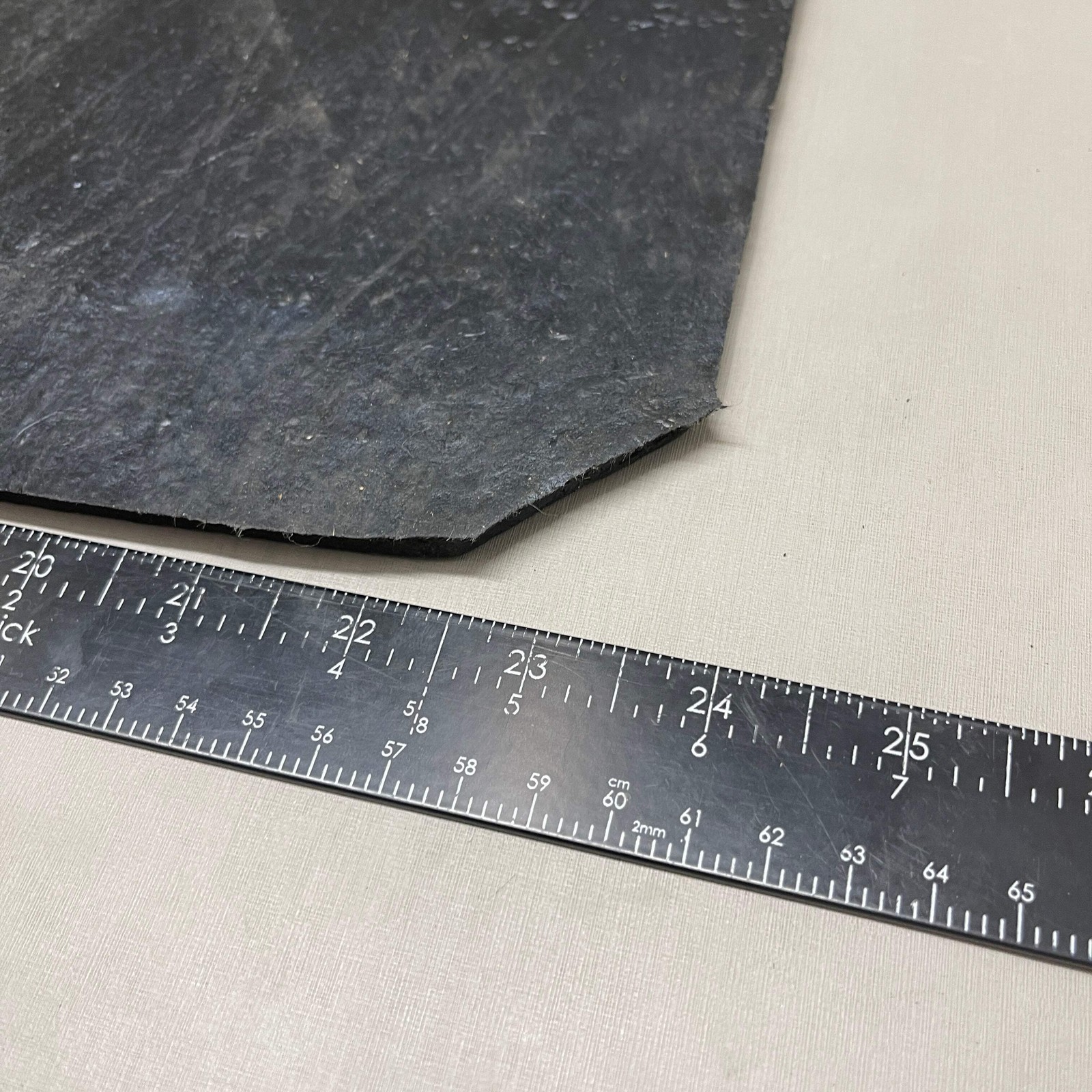 GLOBETECH 2-PACK! Rubber Mud Flaps 1/4″ Thick x 24″ Wide x 30″ Long Black 2430MF