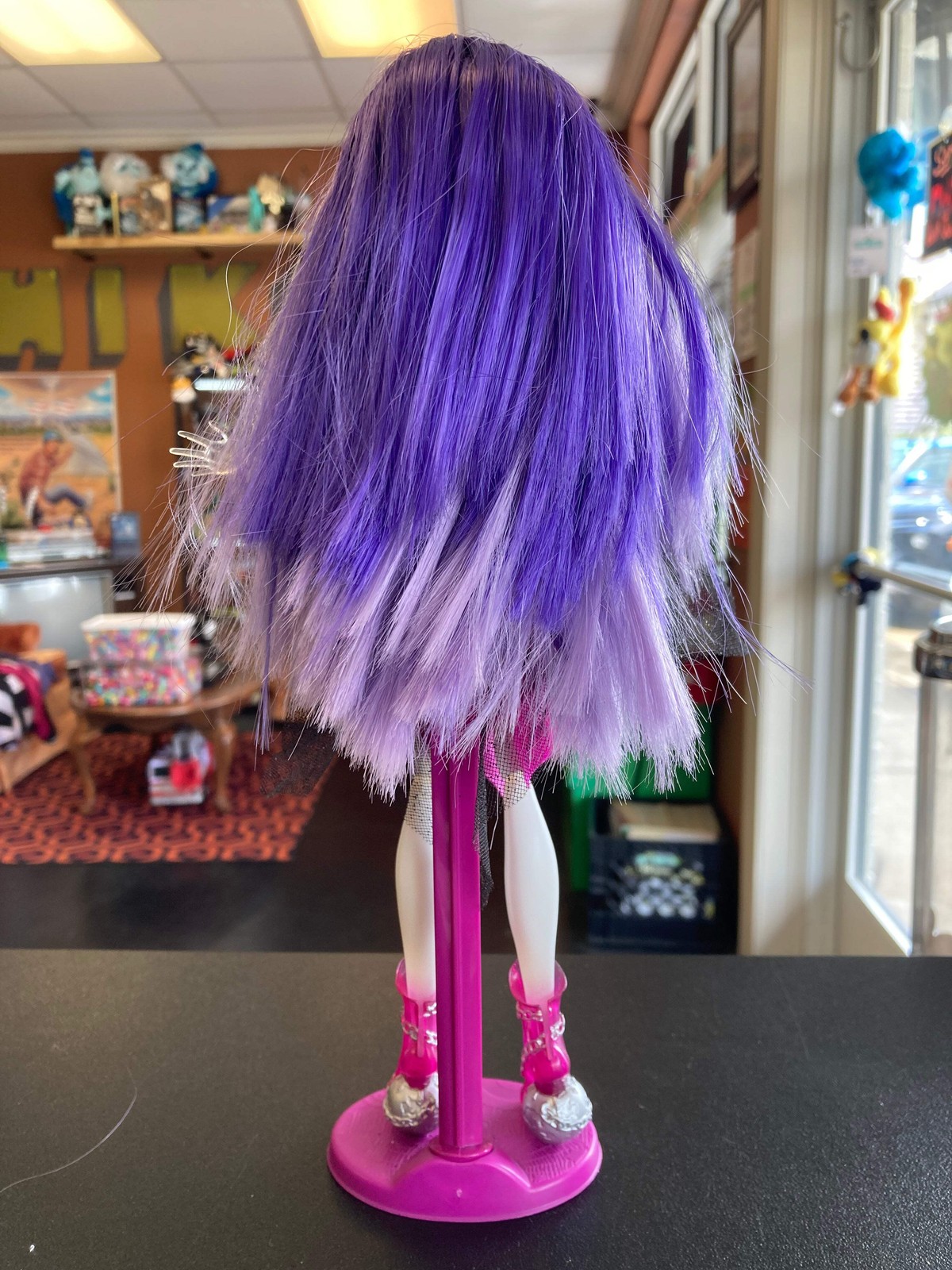 MATTEL Monster High 2011 ORIGINAL Spectra Vondergeist Doll PREOWNED