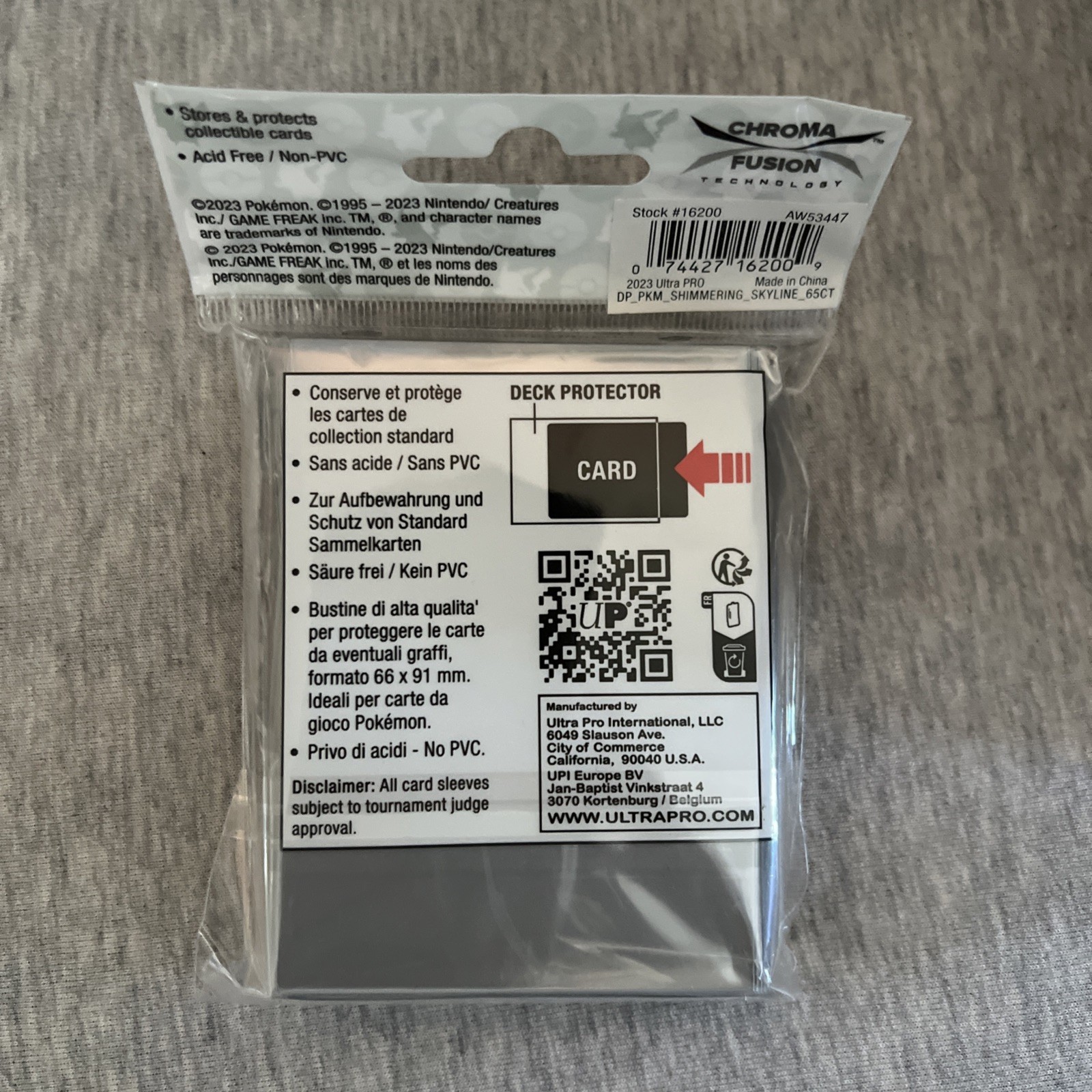 Shimmering Skyline pikachu 65ct Deck Protector Sleeves