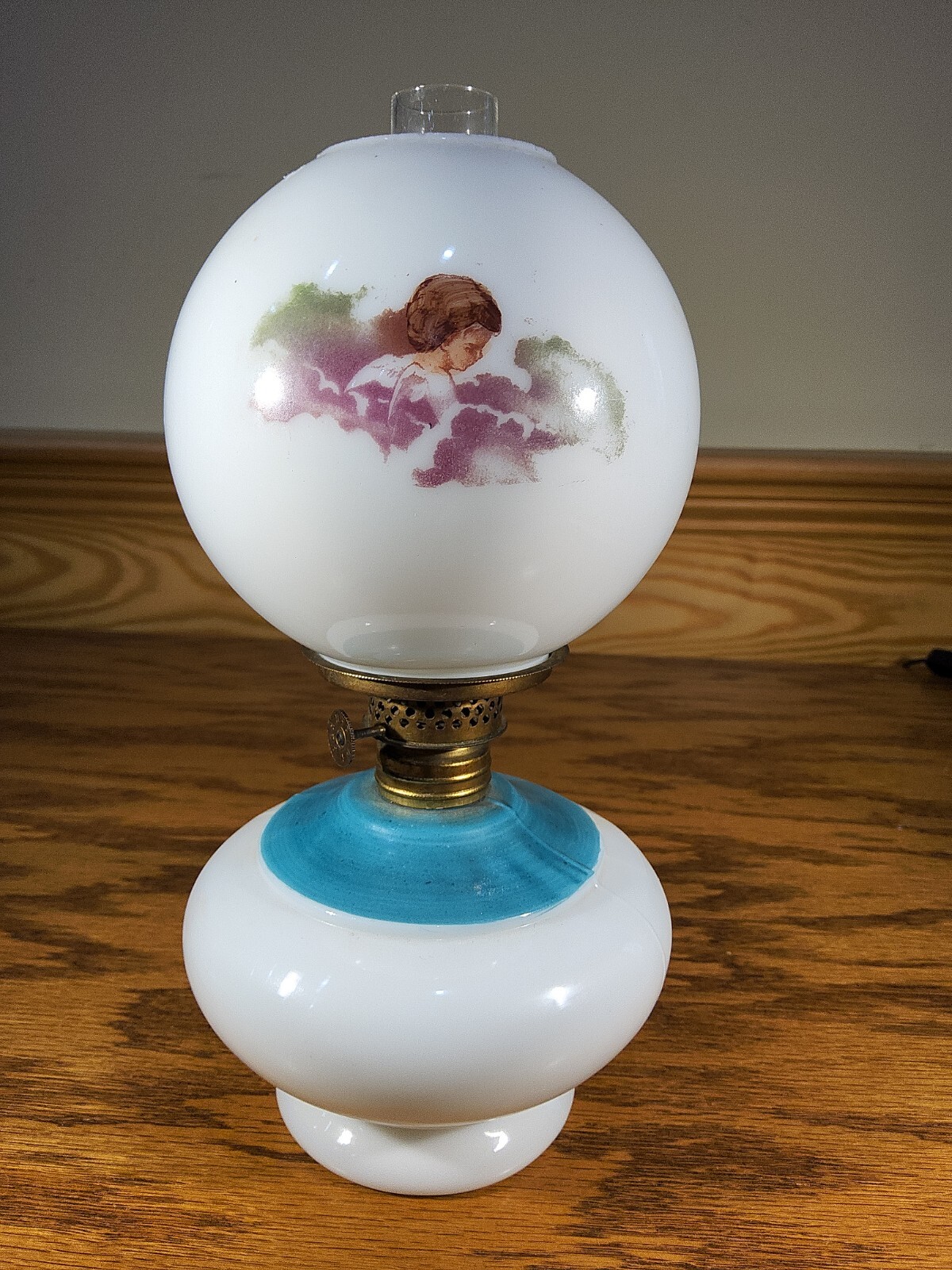 ATQ GWTW Miniature Milk Glass Prayer Oil Lamp Shade Smith 1 Fig 323 Angel Child
