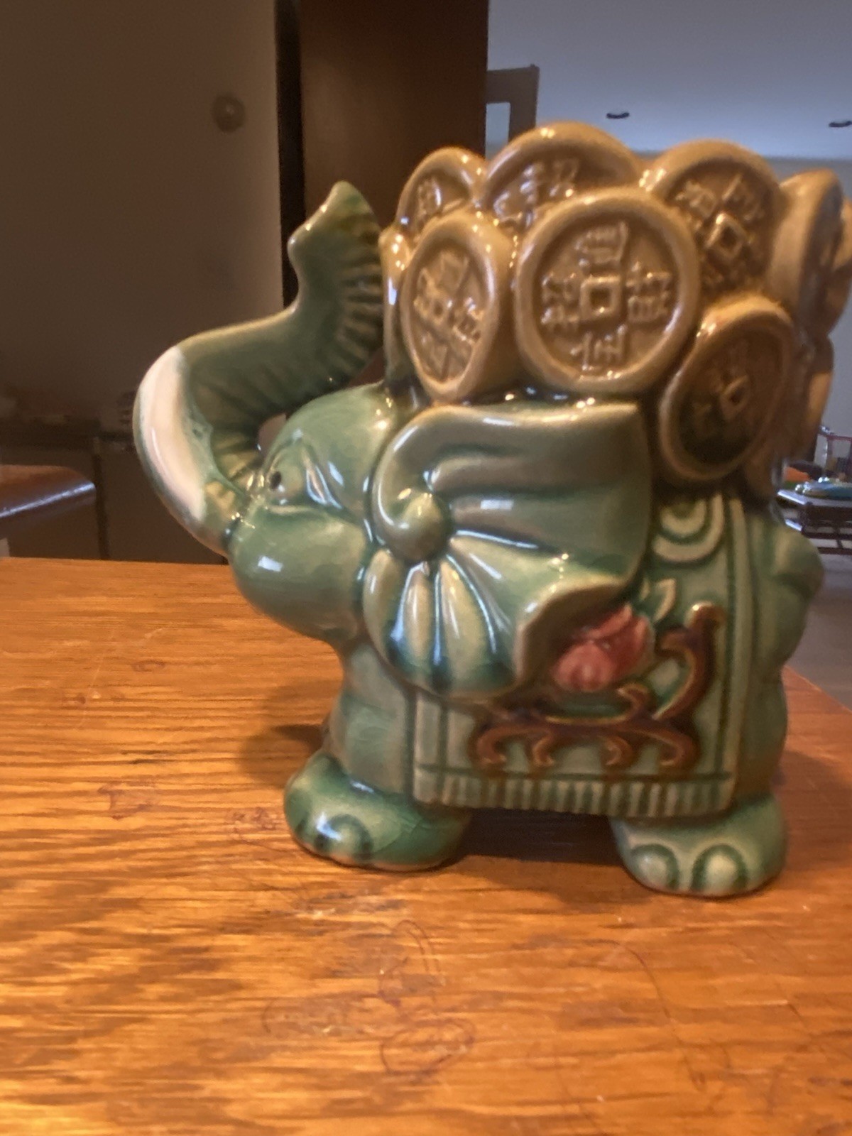 Ceramic Vintage Style Green Elephant Cup