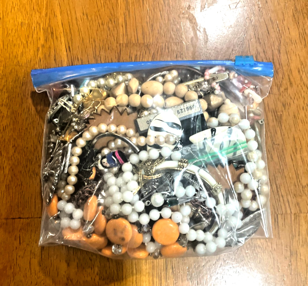Random Wearable Jewelry bag weight 2.5 pounds five