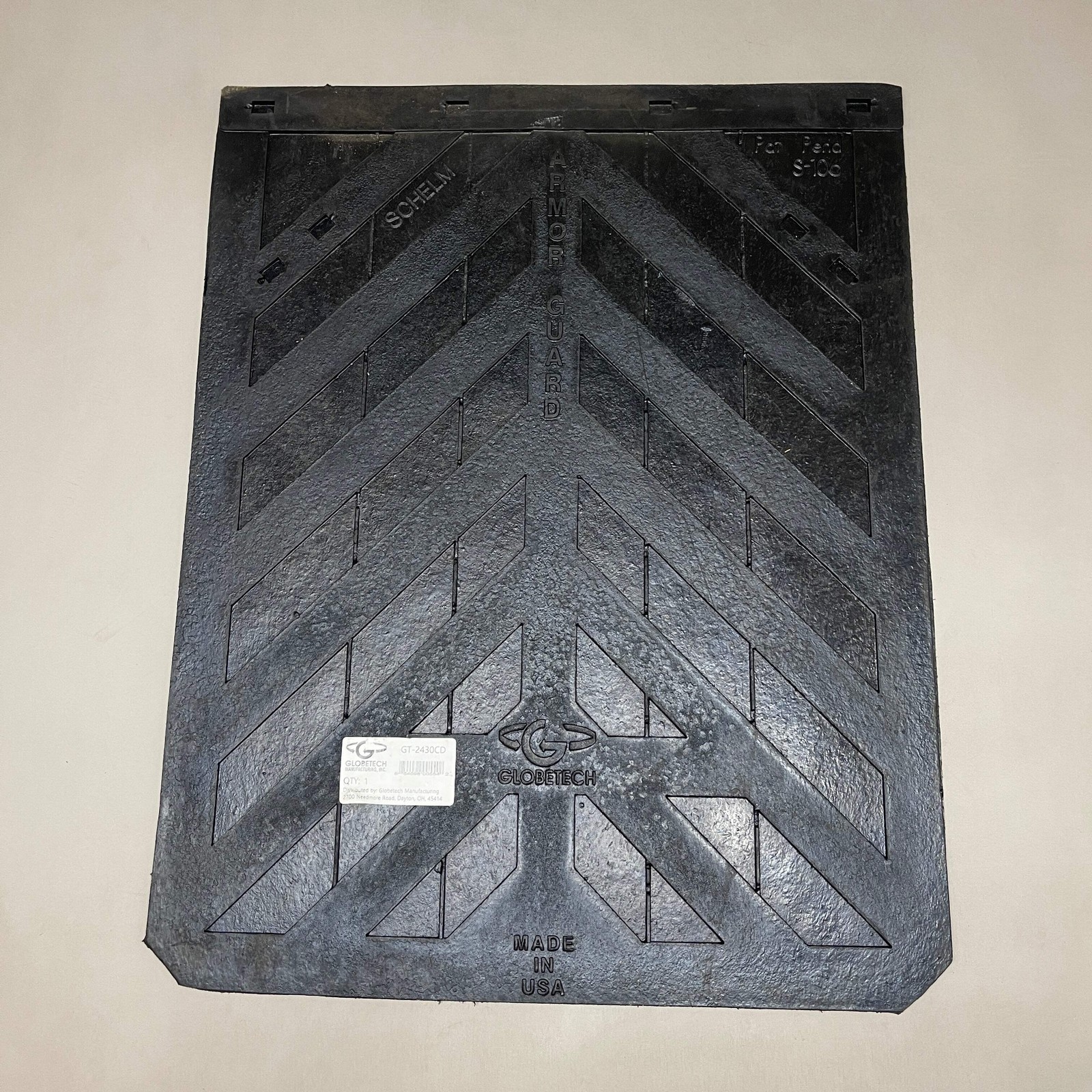 GLOBETECH 2-PACK! Rubber Mud Flaps 1/4″ Thick x 24″ Wide x 30″ Long Black 2430MF