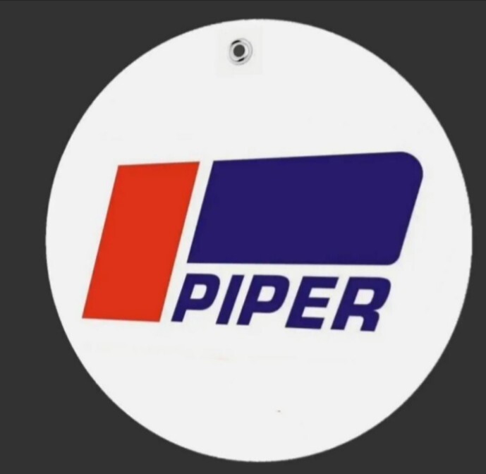 Classic Piper Aircraft Metal Sign • 8″ Diam. Round