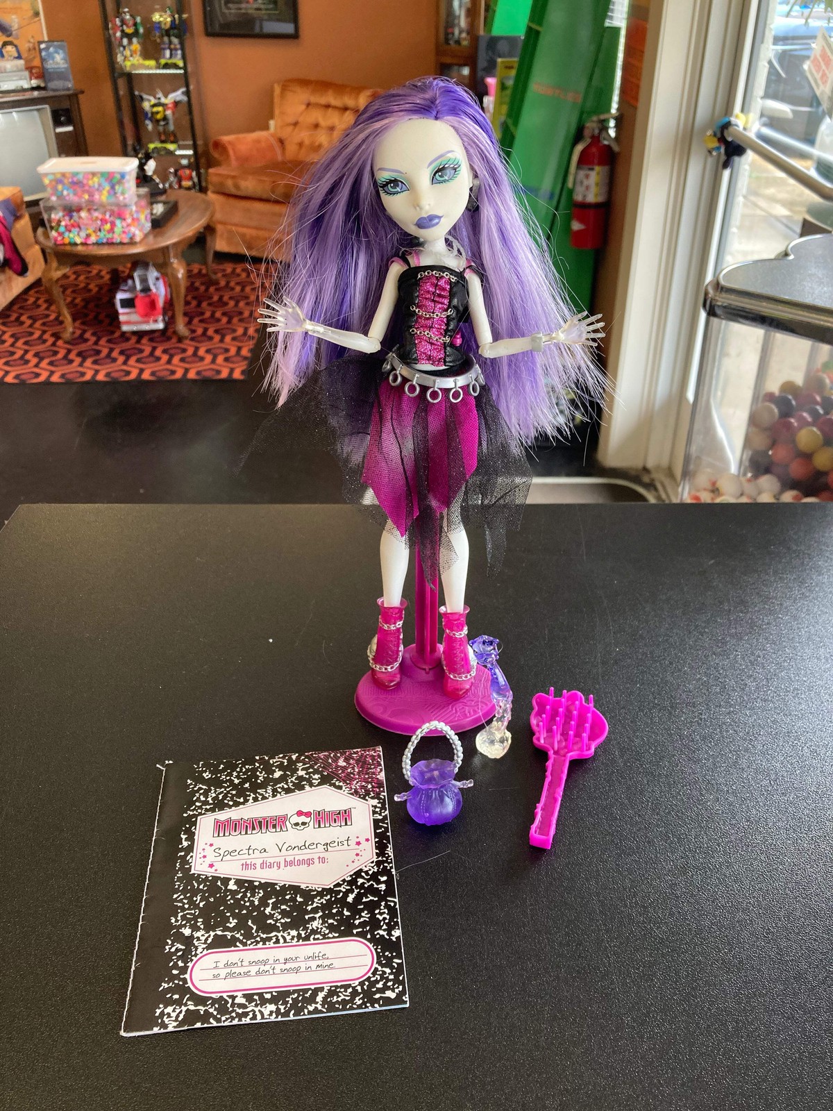 MATTEL Monster High 2011 ORIGINAL Spectra Vondergeist Doll PREOWNED