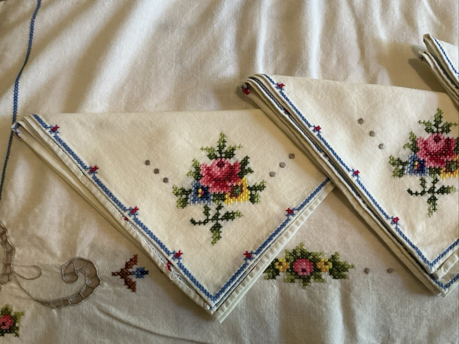 Handmade Cross Stitched Rectangular Tablecloth 102×67” With 12 Napkins Huge