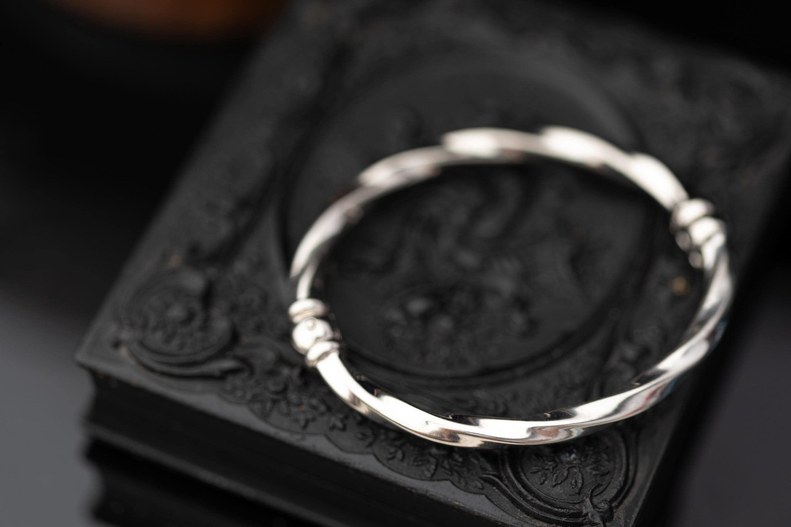 Vintage Estate Sterling Silver Tension Bangle Bracelet Minimalist Jewelry