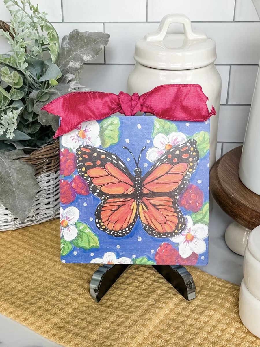 The Round Top Collection Mini Monarch Butterfly Print 6x6x1