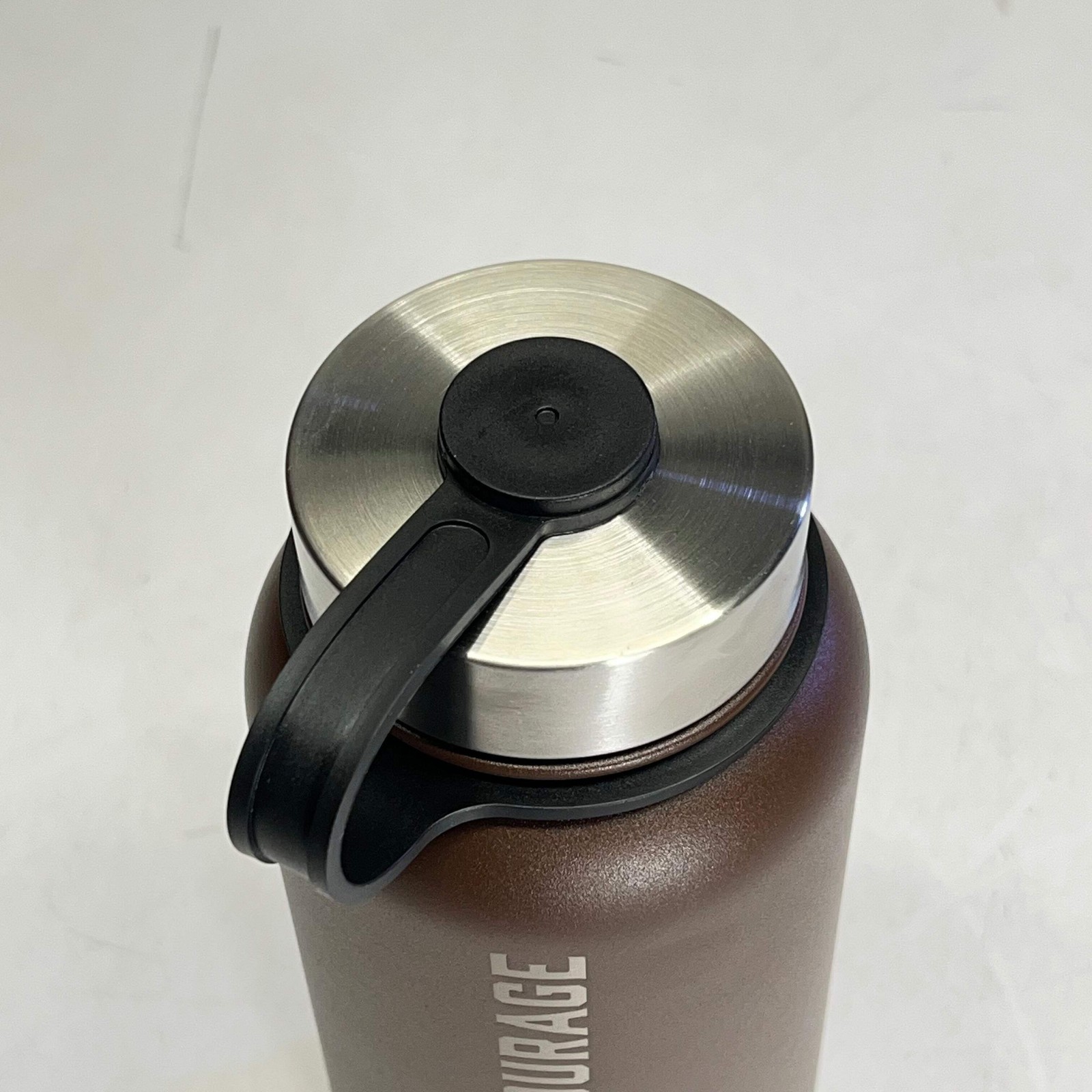CHRISTIAN ART GIFTS Joshua 1:9 Stainless Steel Water Bottle 34 Fl Oz Brown