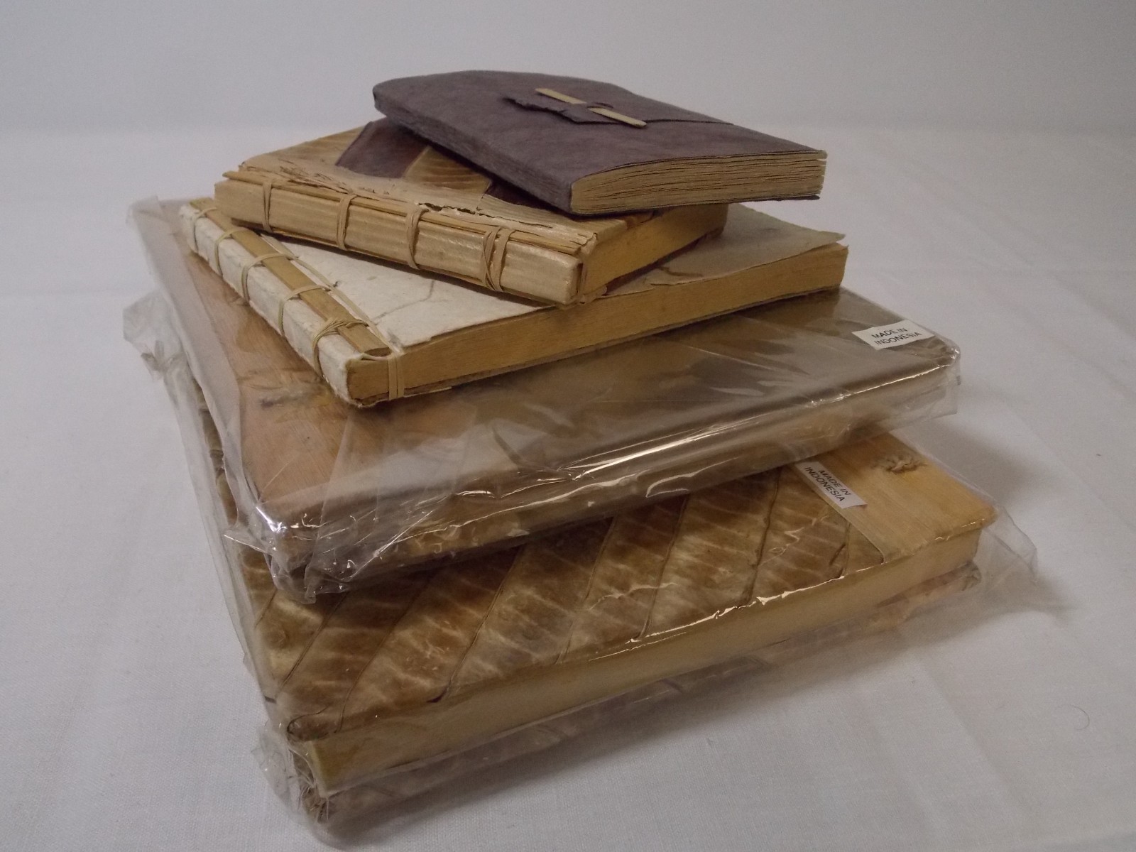 Lot of 5 Bark Natural Organic Handmade Leaf Paper diary/notebook