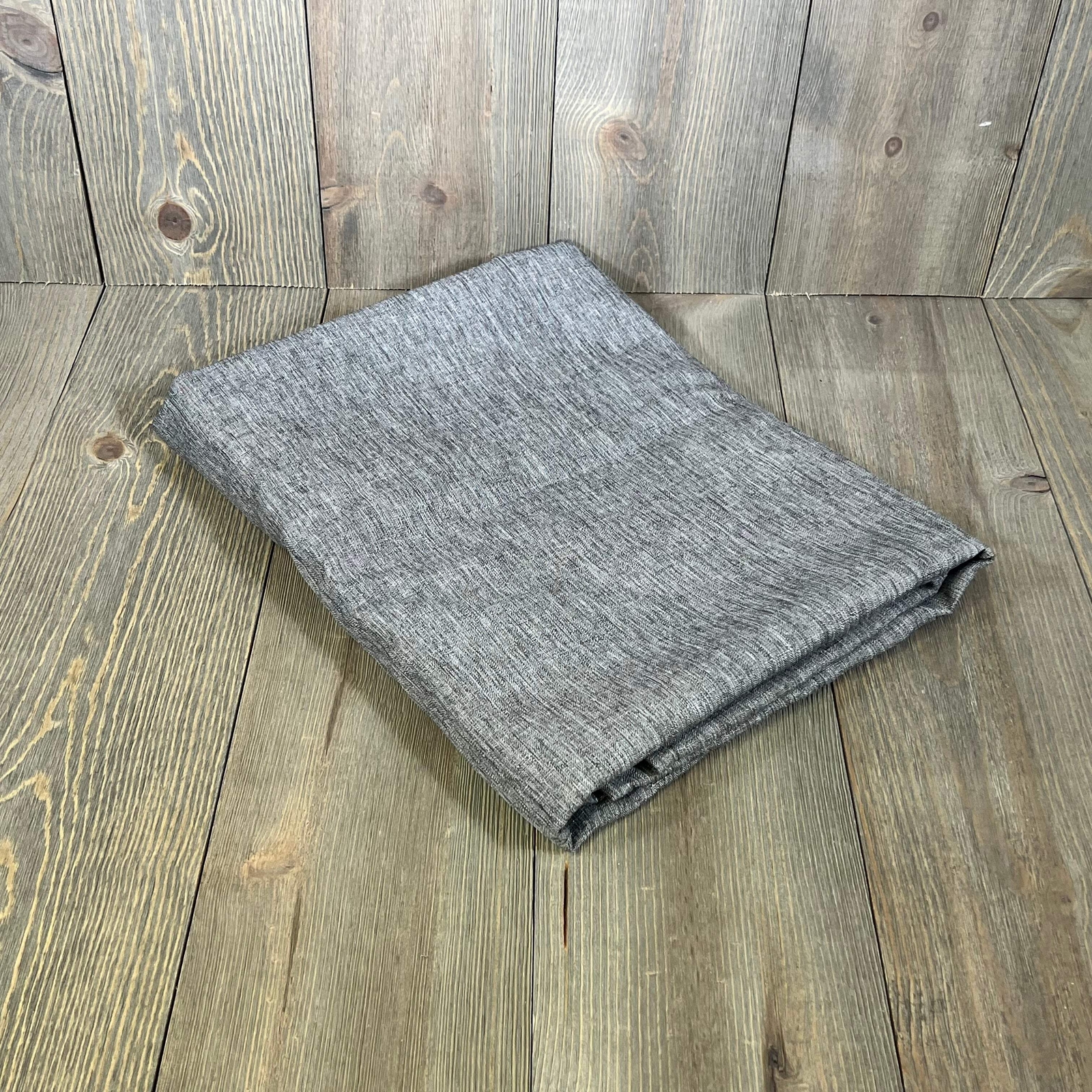 IVAPUPU Textured Linen Tablecloth – Grey, 60 x 104 Inch