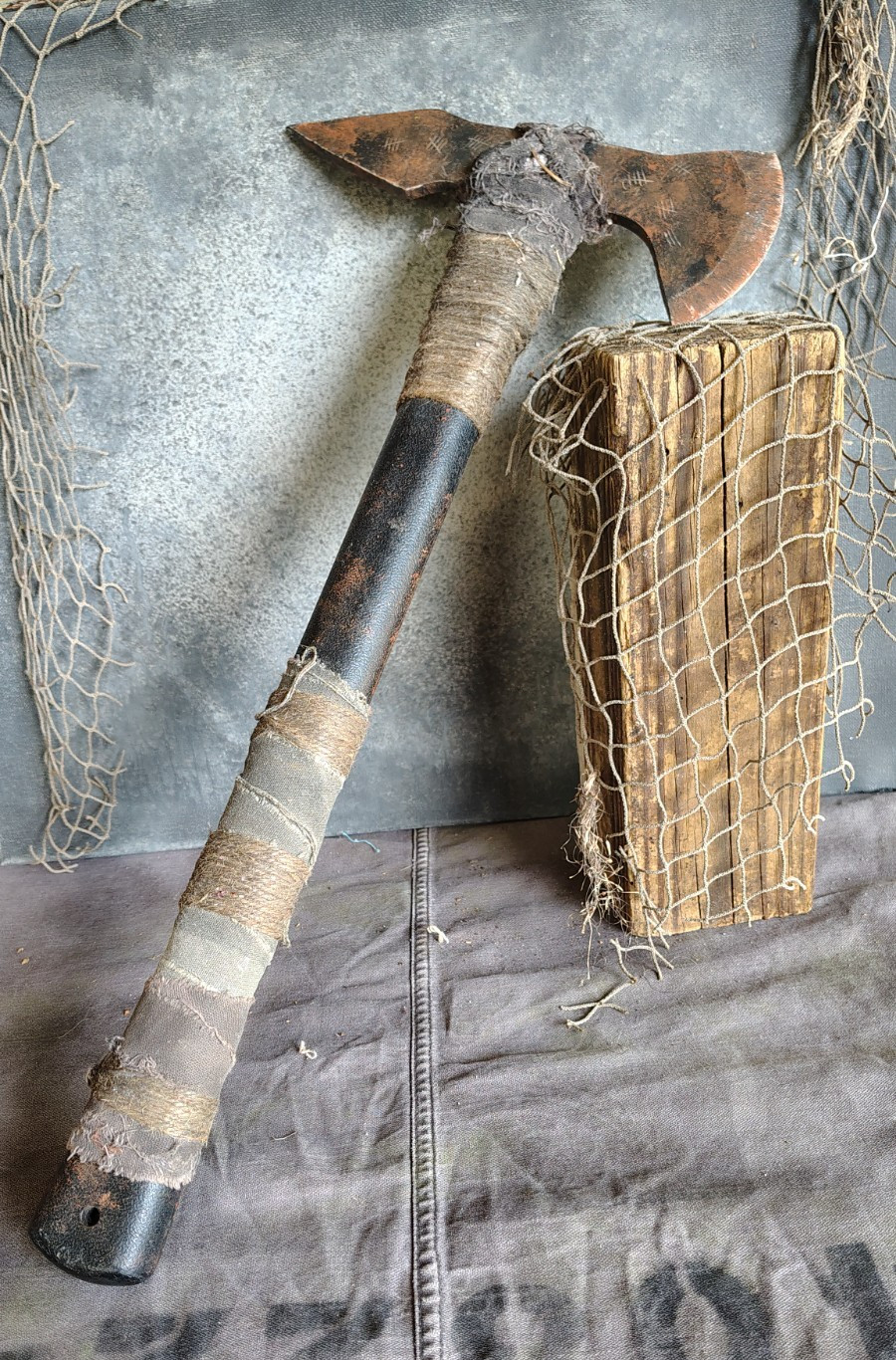Replica Cold Steel tomahawk hatchet ax cosplay prop wasteland fallout mad max