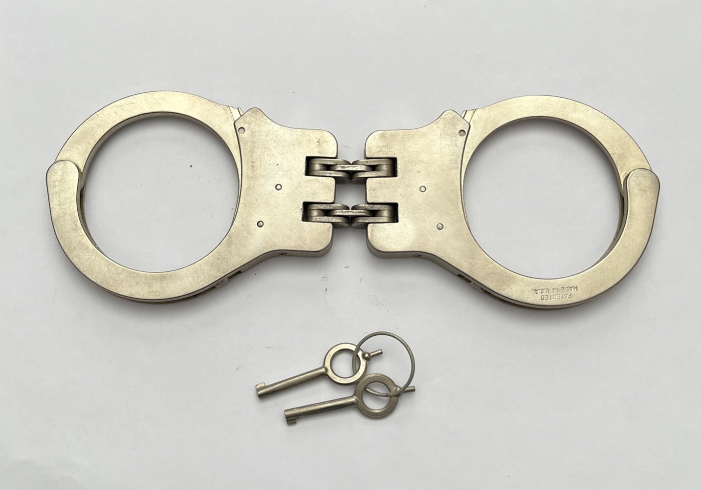 Peerless Hinged Hand Cuff Nickel Handcuffs Used By Law Enforcement LEO