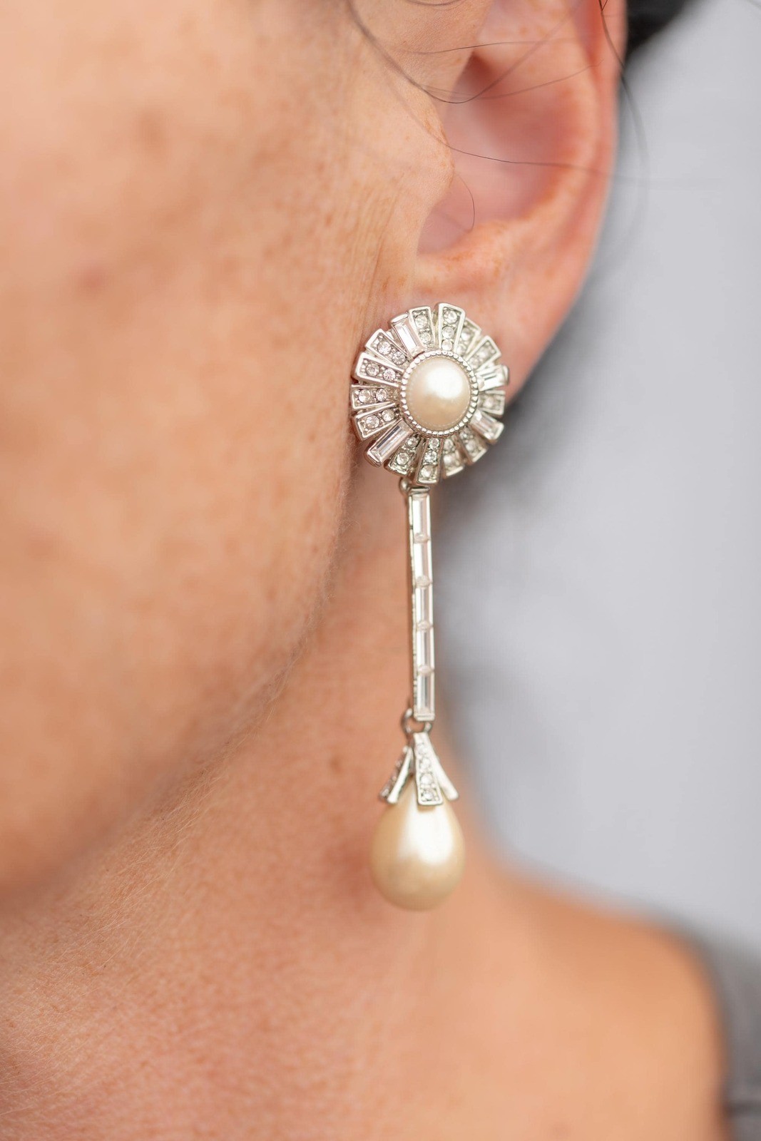 Vintage Estate Carolee Lux Pearl Rhinestone Drop Earrings Designer Jewelry