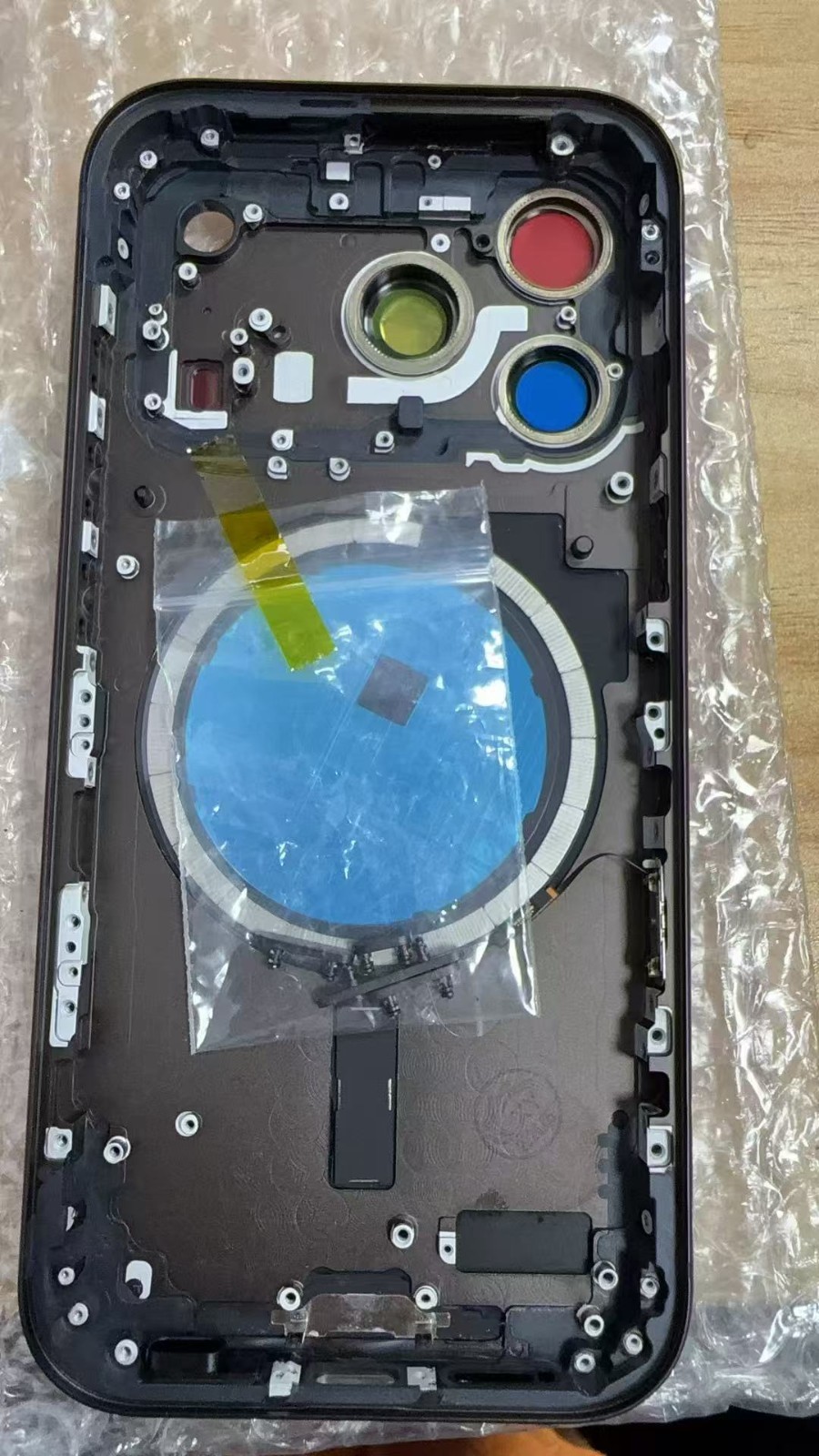 New 9 Color Back Housing Frame with Camera Button Repair for iPhone 17 Pro/Max