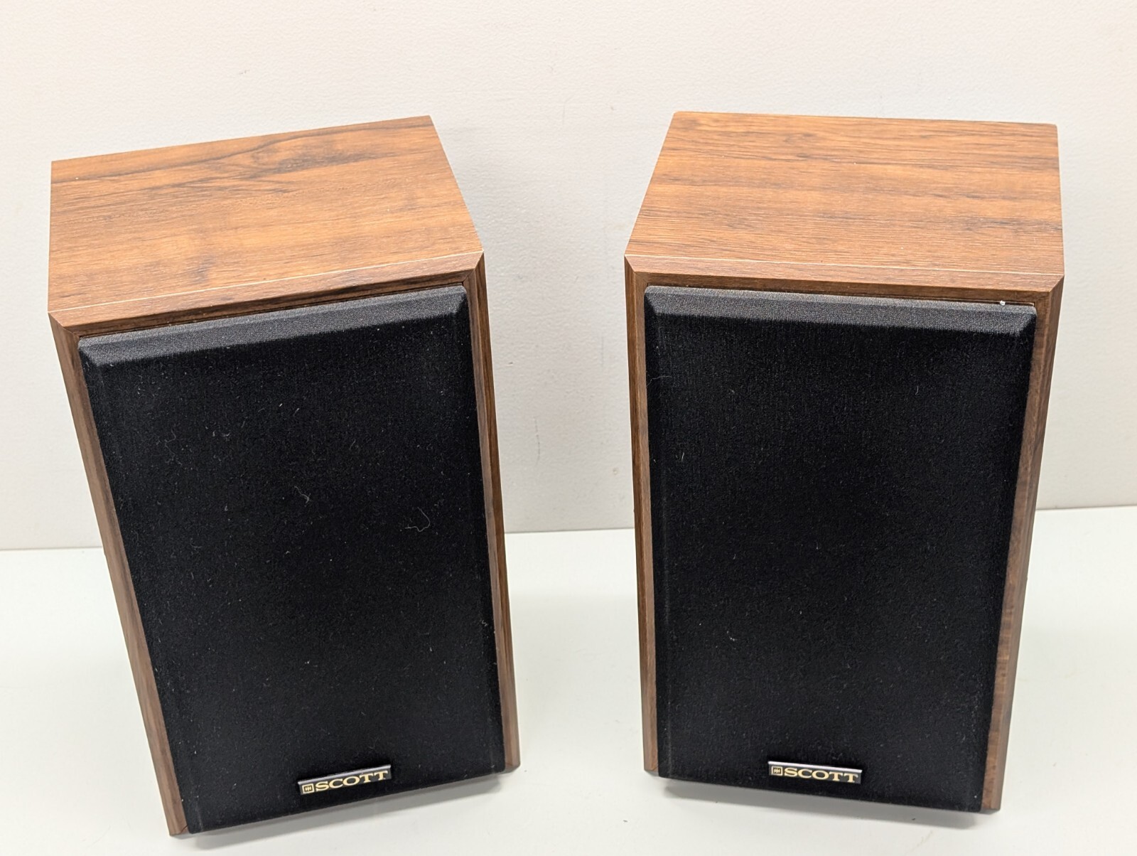 H H Scott Model 6.2a Reference Bookshelf Speakers – Made in USA