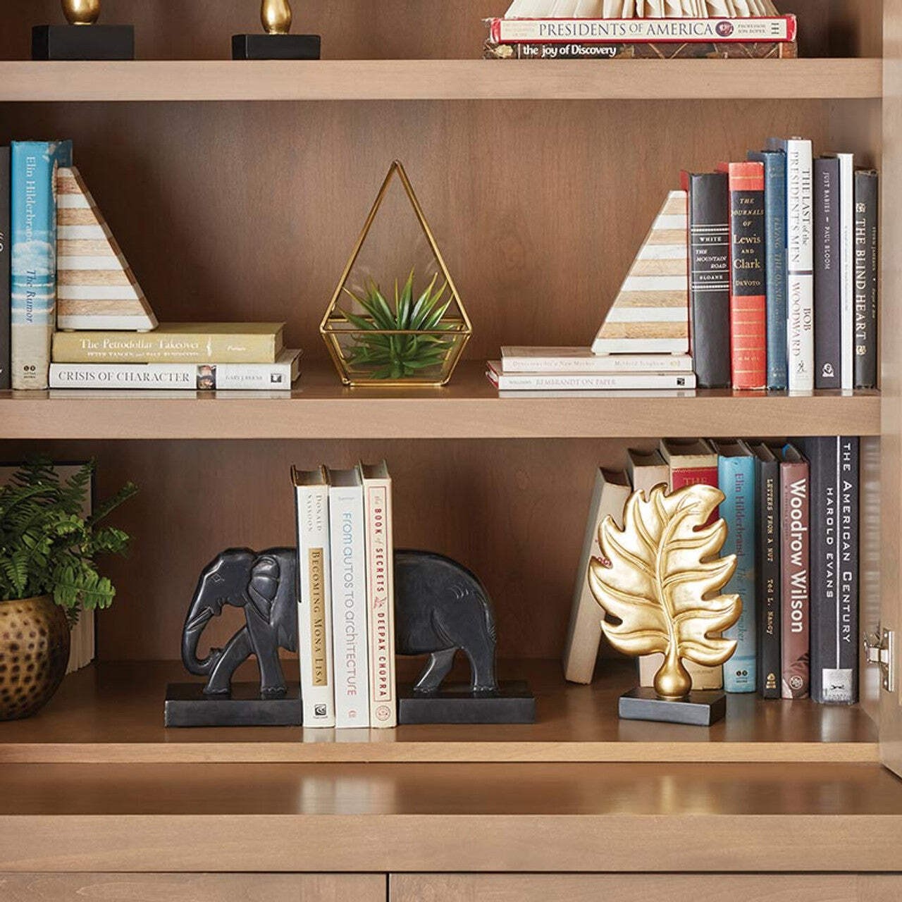47th & Main Black Marble Elephant Bookend | Elegant Modern Home Office Décor NWT