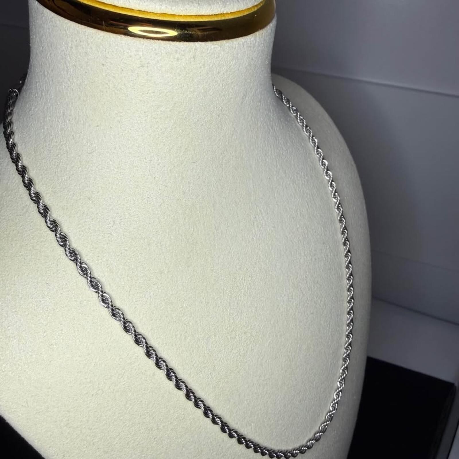 Solid Stainless Steel 2.5mm 18 inch French Rope Chain