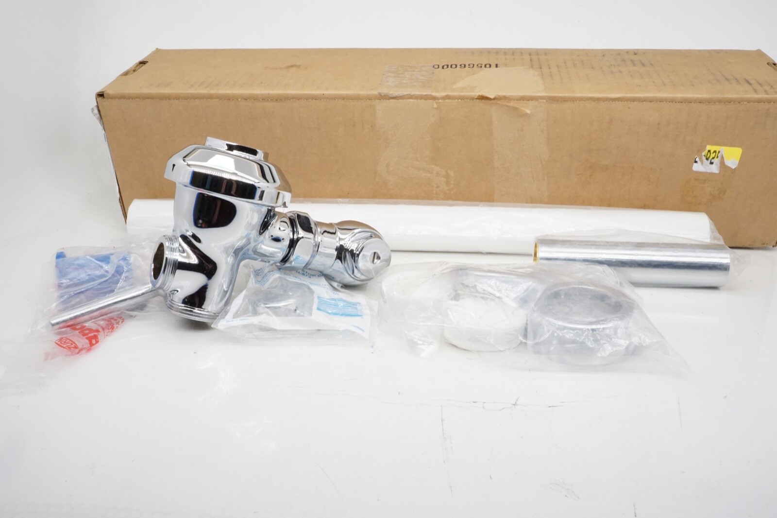 New Genuine Zurn Z6017AV AquaVantage AV Exposed Flush Valve Ships FREE
