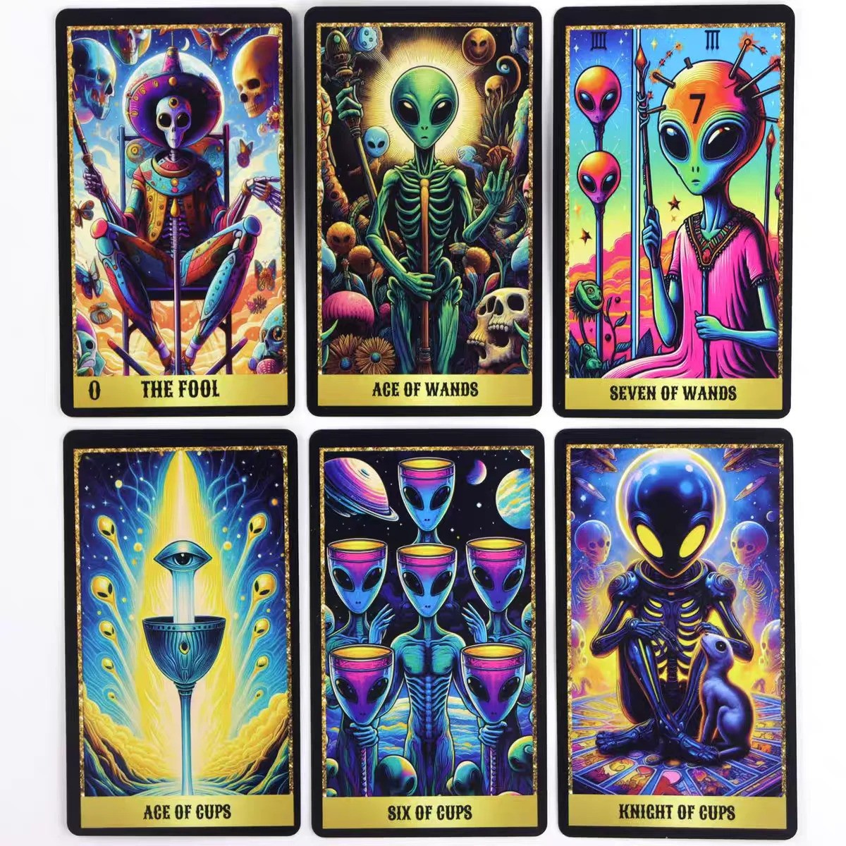 Sci-Fi Tarot Deck 78 Cards – Futuristic Space Tarot, Robot & Alien Divination