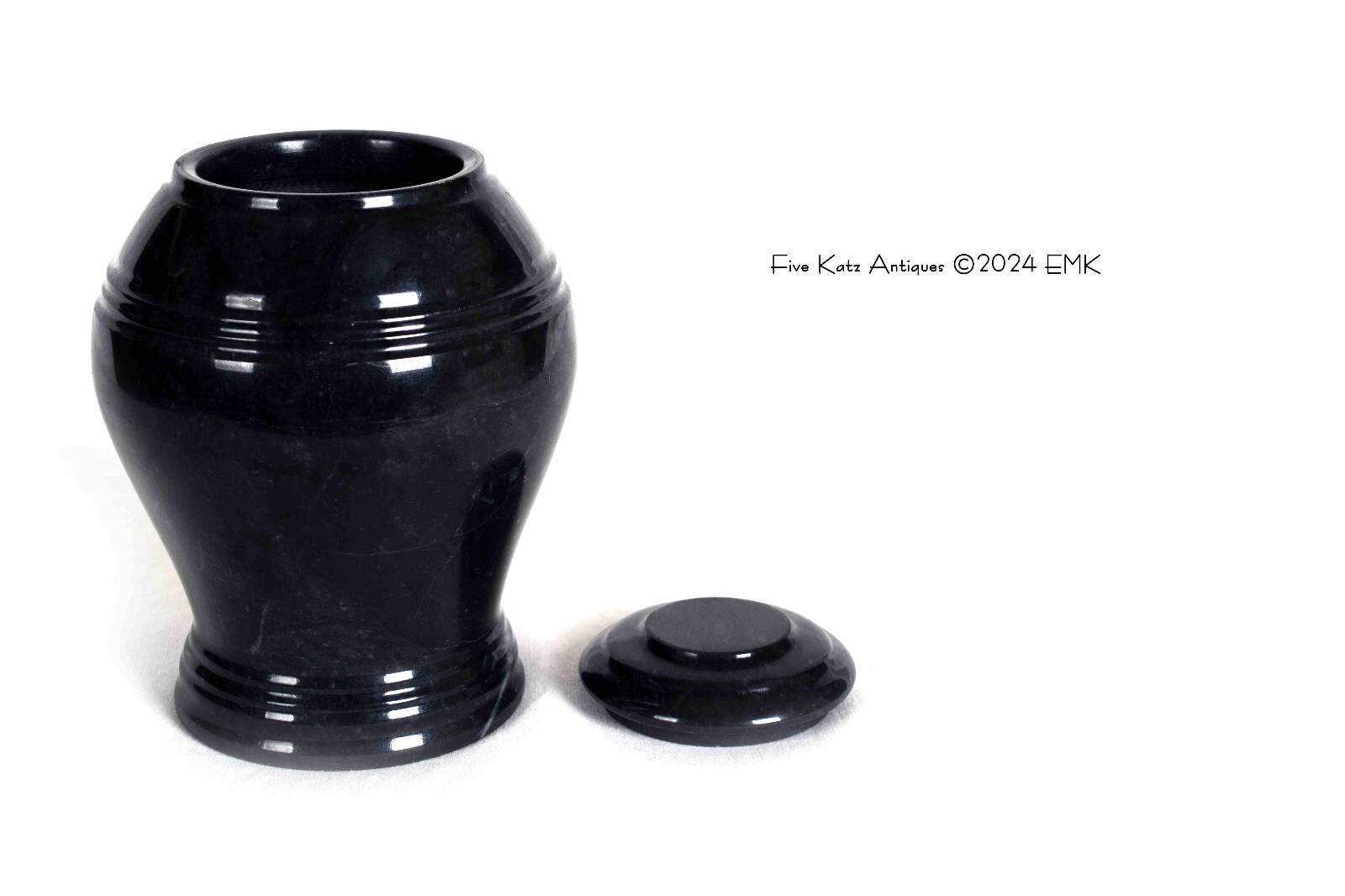 Vintage Marble Cremation Urn – Funeral – Small – New Old Stock