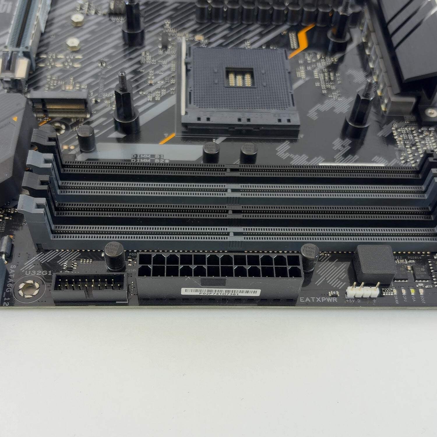 Asus TUF Gaming X570-Plus AM4 ATX AMD DDR4 Motherboard