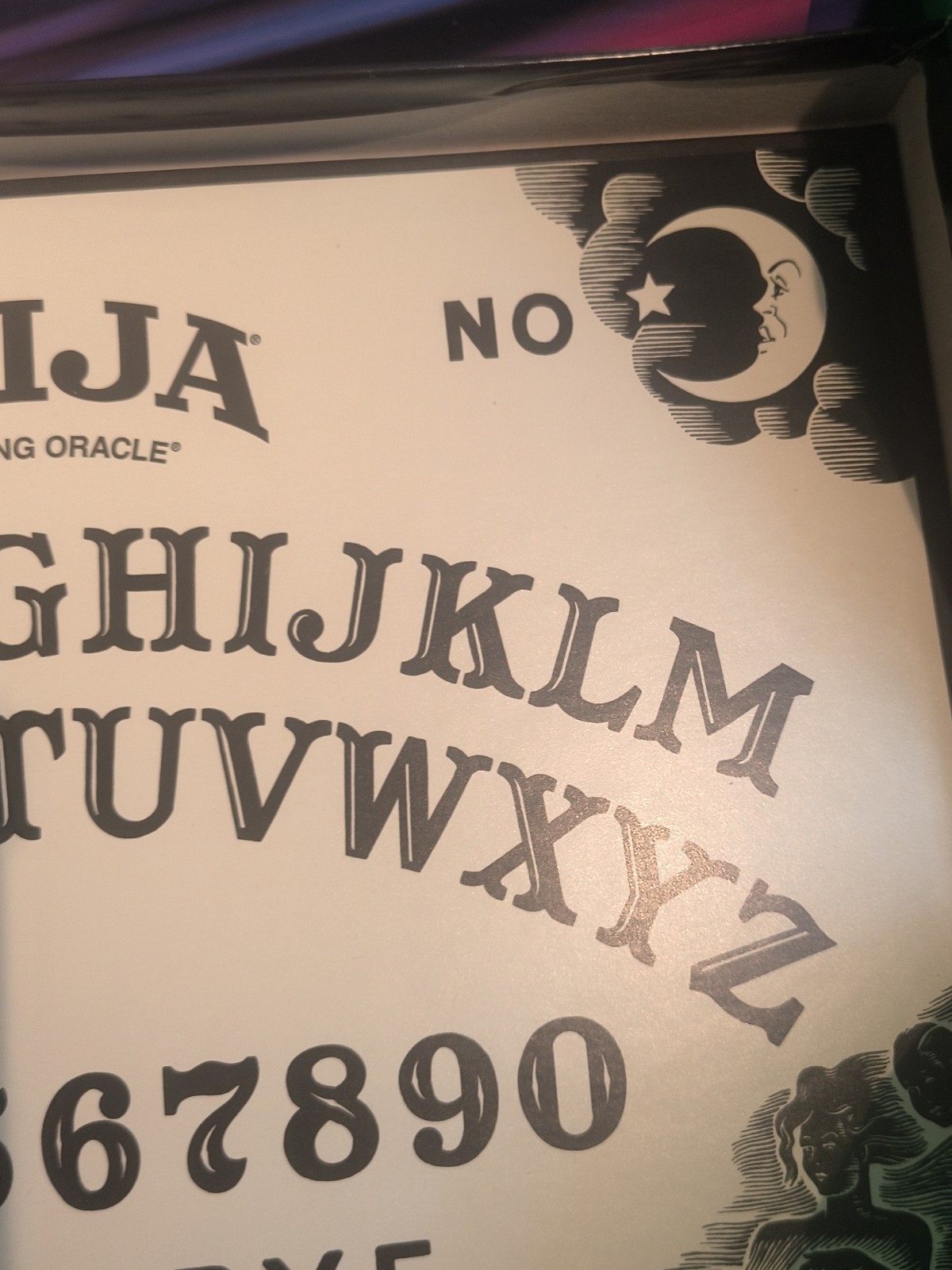 Ouija Board Glow in the Dark Vintage Parker Brothers 1998 USA Mystifying Oracle