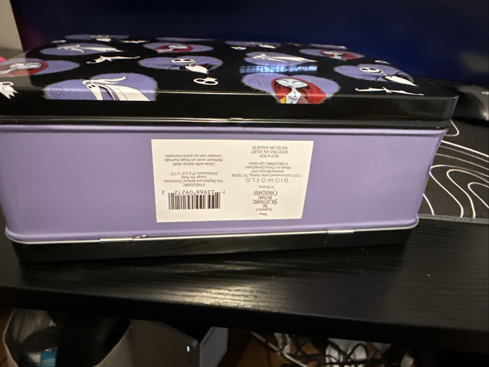 Bioworld The Nightmare Before Christmas Jack And Sally Metal Tin Lunch Box NEW