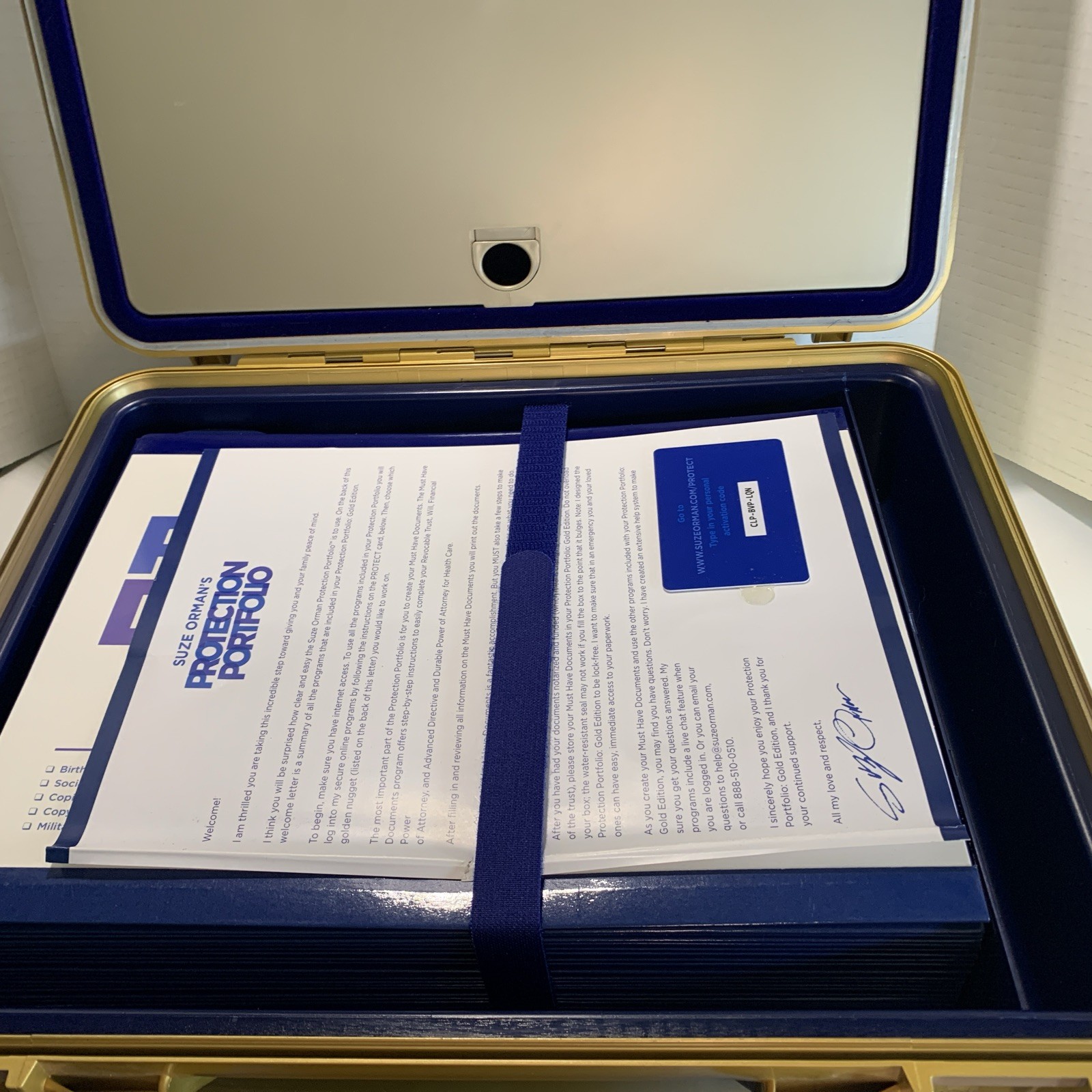 Suzeorman’s Protection Portfolio Complete Case. 15” X 14” X 5” Inches. Gold.