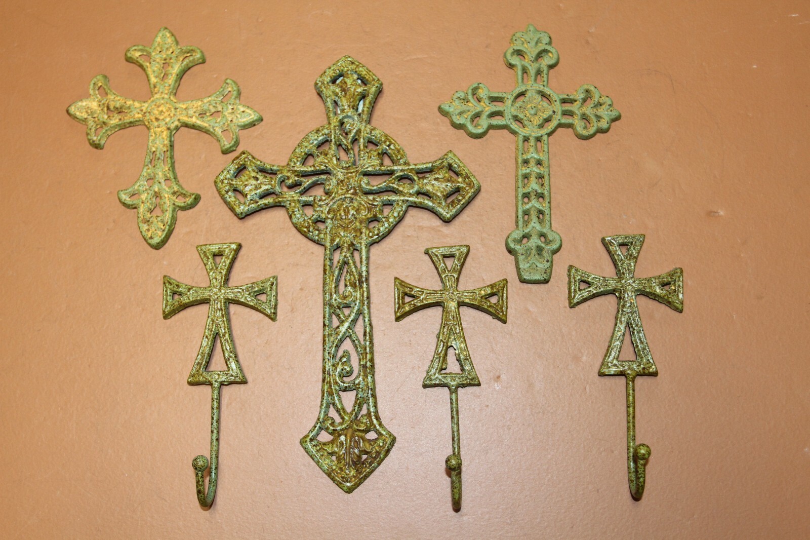 Antique Style Wall Cross Gift For Mom Cast Iron Olive Moss Green Colors – Iberia