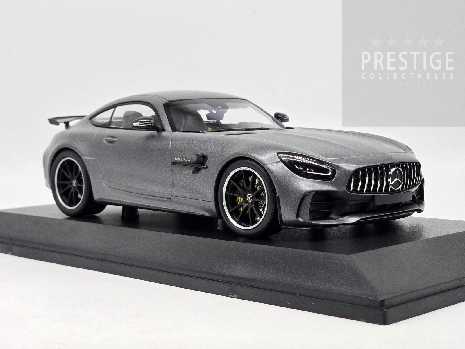 Minichamps 2021 Mercedes Benz AMG GT-R Matte Grey Metallic 1:18 – New