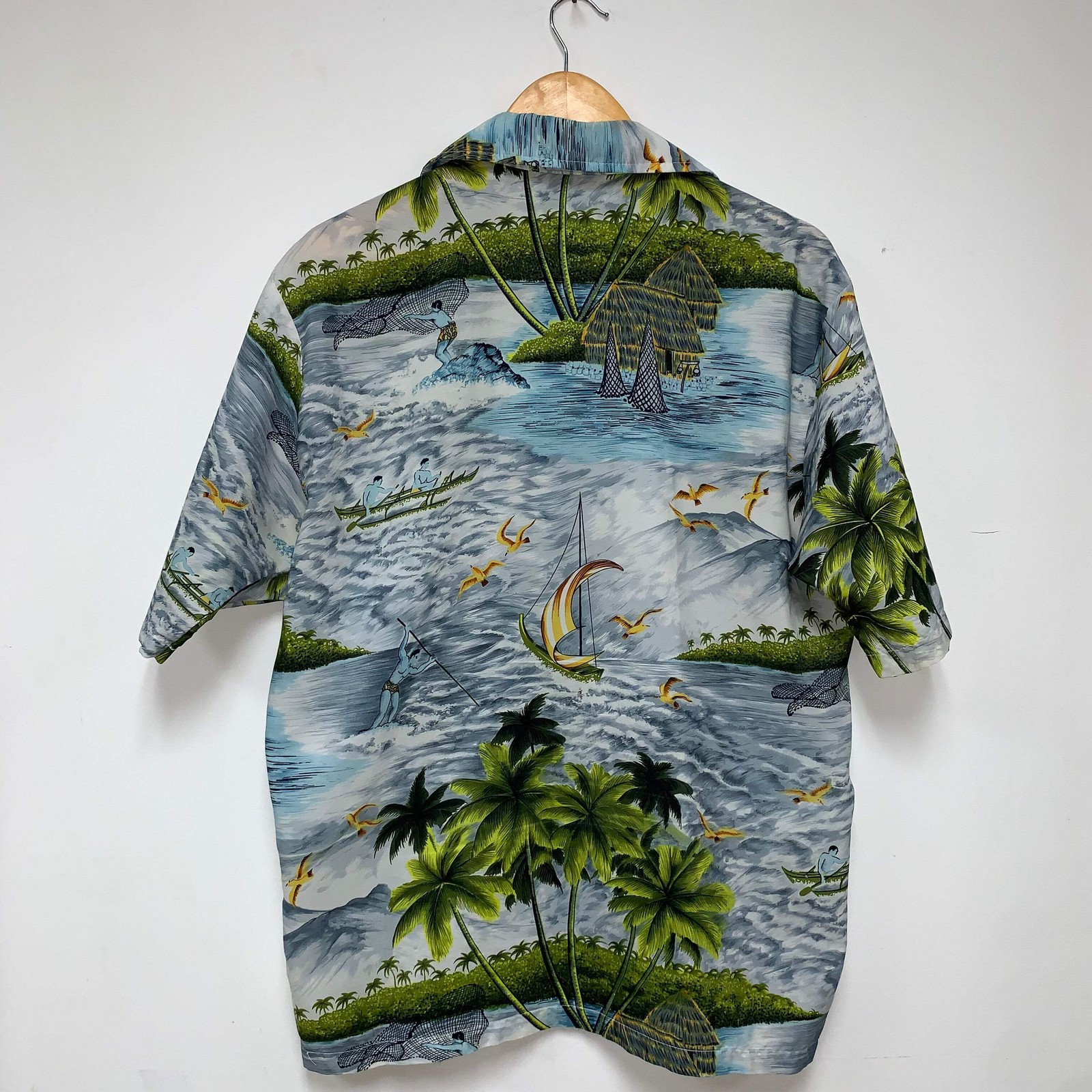 Vintage Hawaiian Hang Ten Landscape 80’s Button Up Shirt: Medium