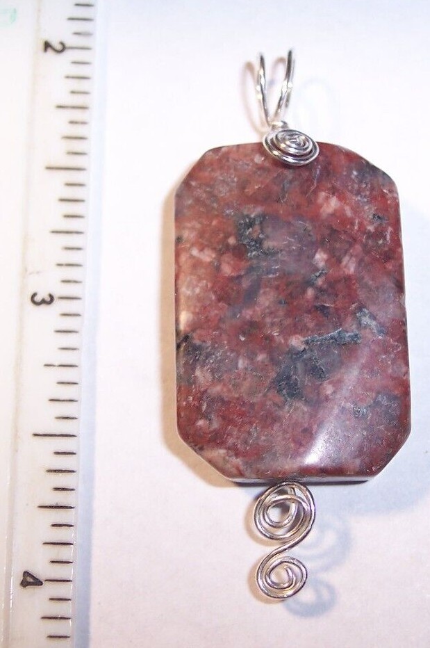 Ii Rosophia sterling silver trimmed cornered freeform rectangle pendant Reiki