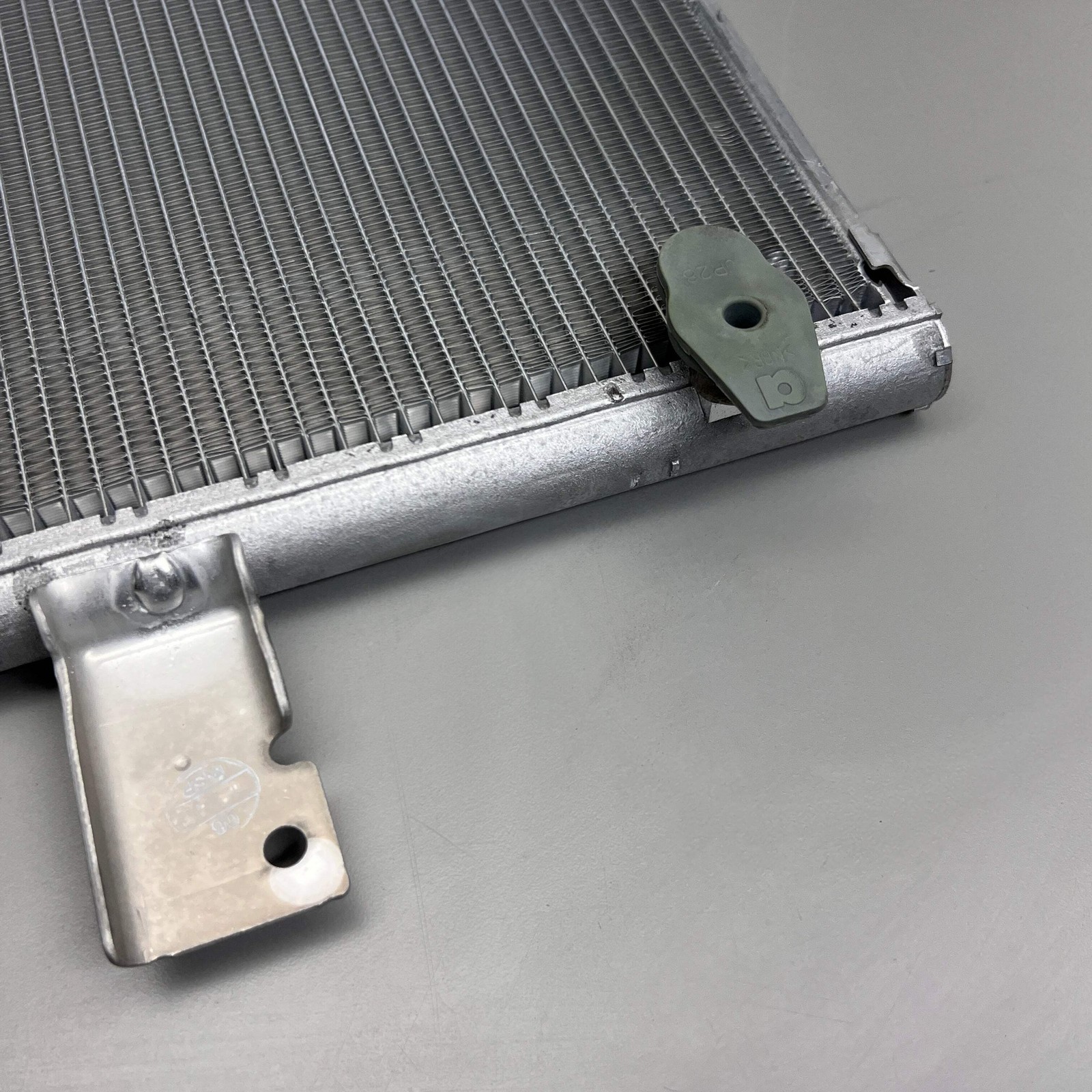 FORD MOTORCRAFT YJ-552 1X Air Conditioning Condenser Kit BT4Z-19708-B OEM (New)