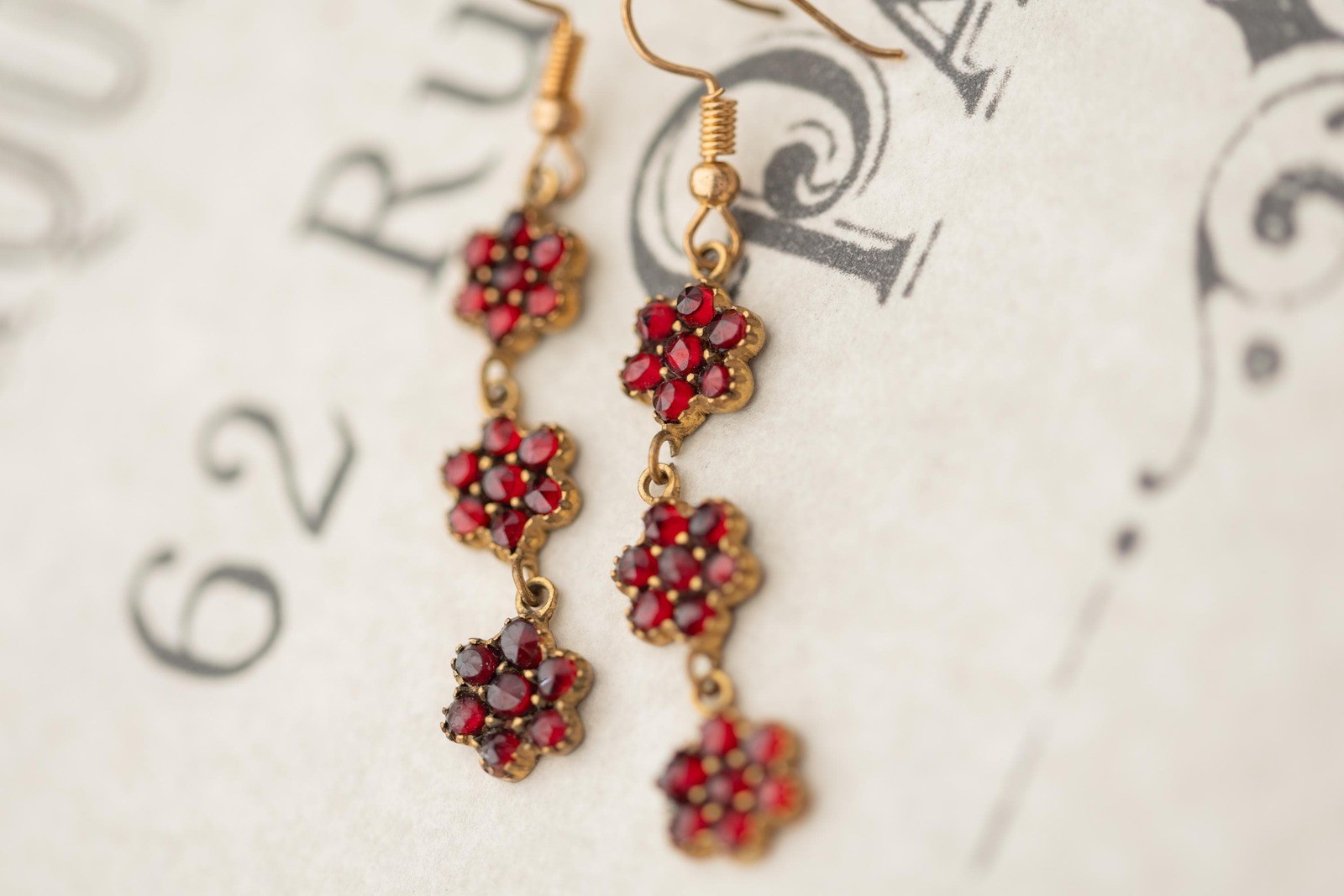 Vintage Estate Bohemian Garnet Rose Cut Dangle Earrings Czech Jewelry
