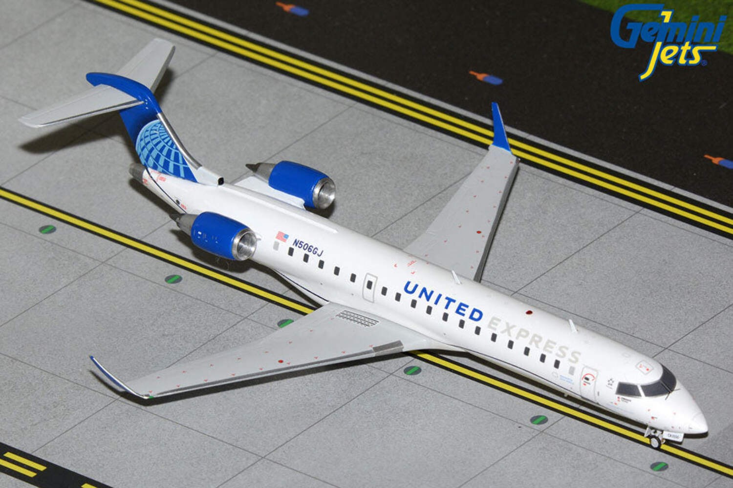 United Express CRJ550 N506GJ Gemini Jets 1:200