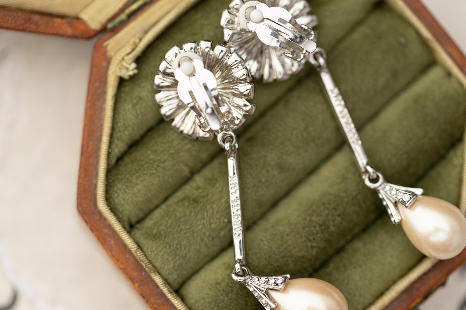 Vintage Estate Carolee Lux Pearl Rhinestone Drop Earrings Designer Jewelry
