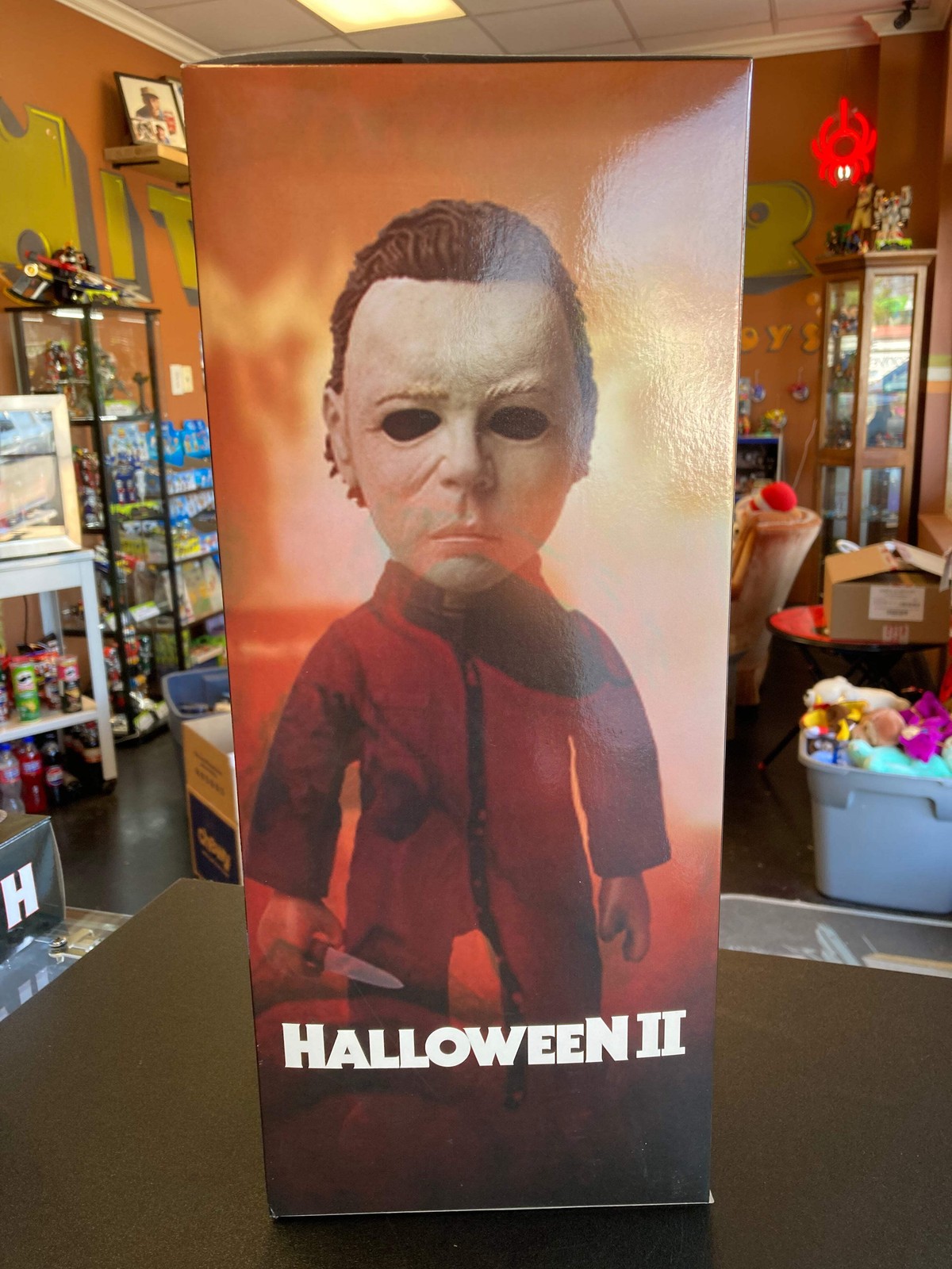 MEZCO TOYZ Designer Series Mega Scale HALLOWEEN II Michael Myers